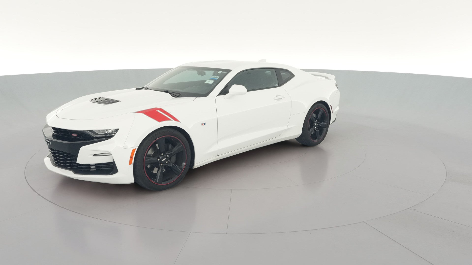 2019 Chevrolet Camaro vehicle photo