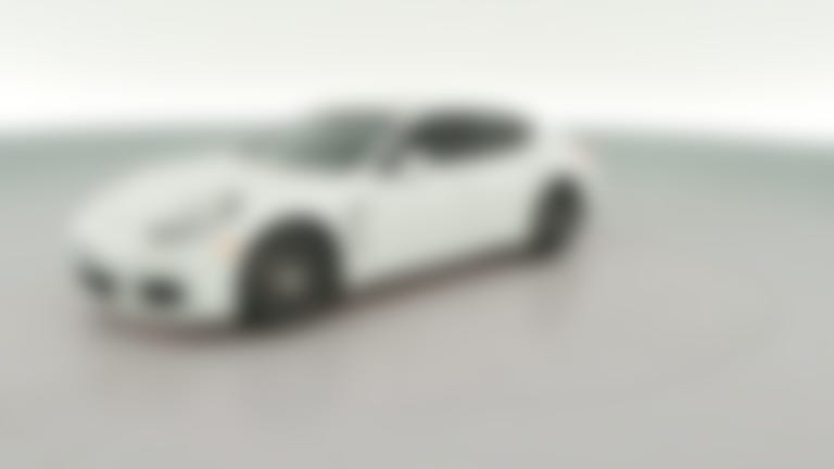 2016 Porsche Panamera vehicle photo