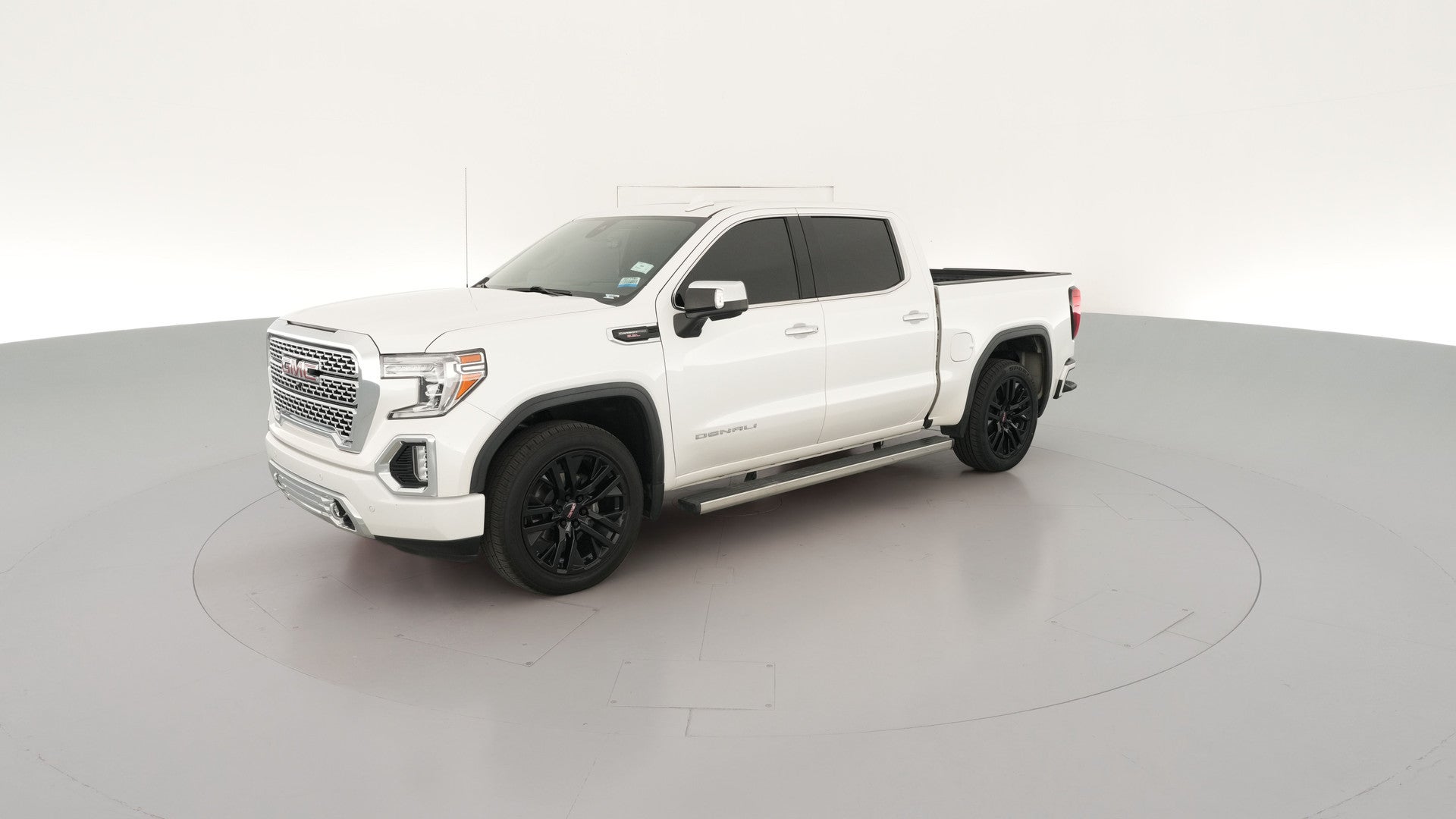 2021 GMC Sierra 1500 Crew Cab vehicle photo
