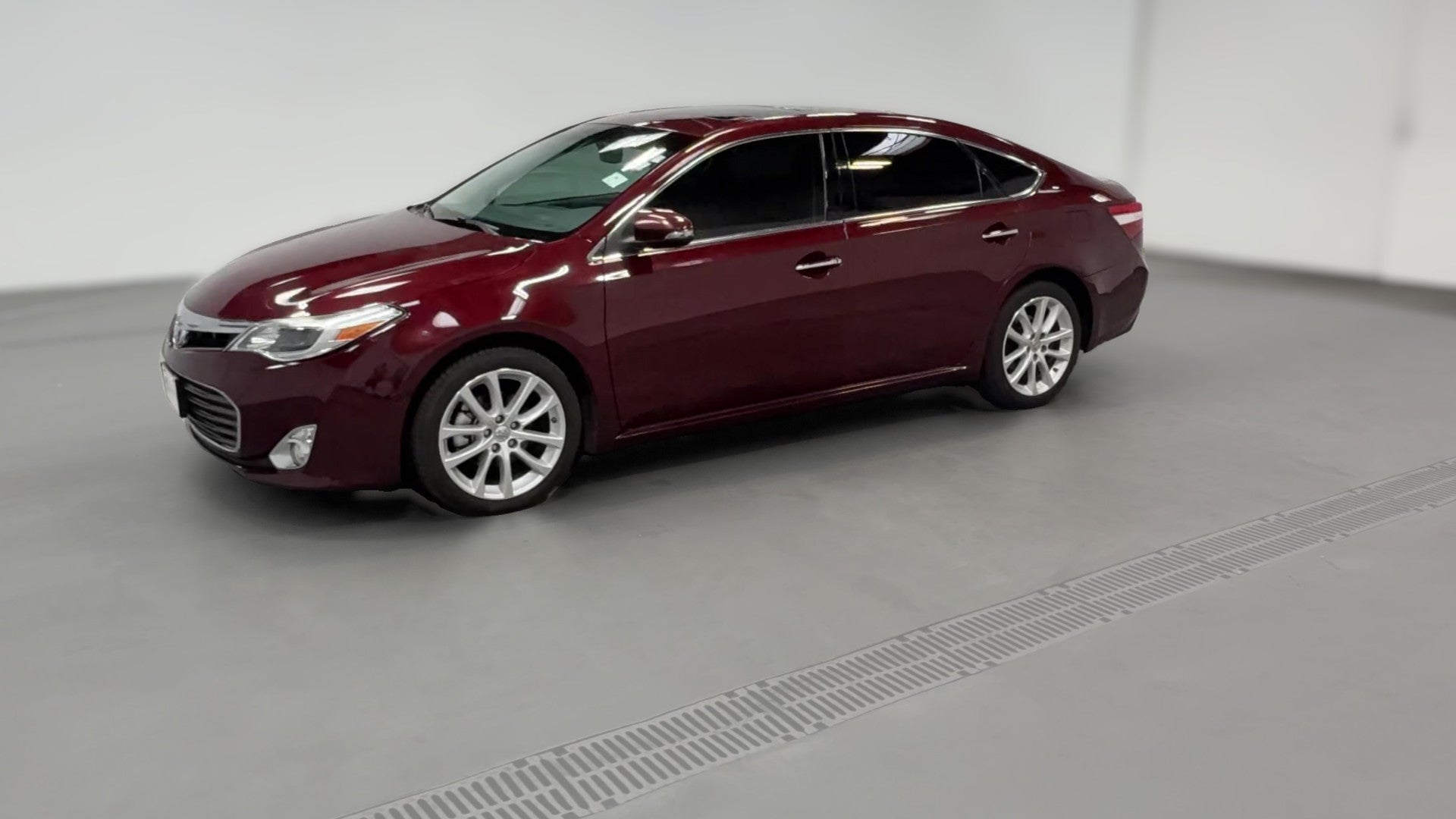 2013 Toyota Avalon vehicle photo