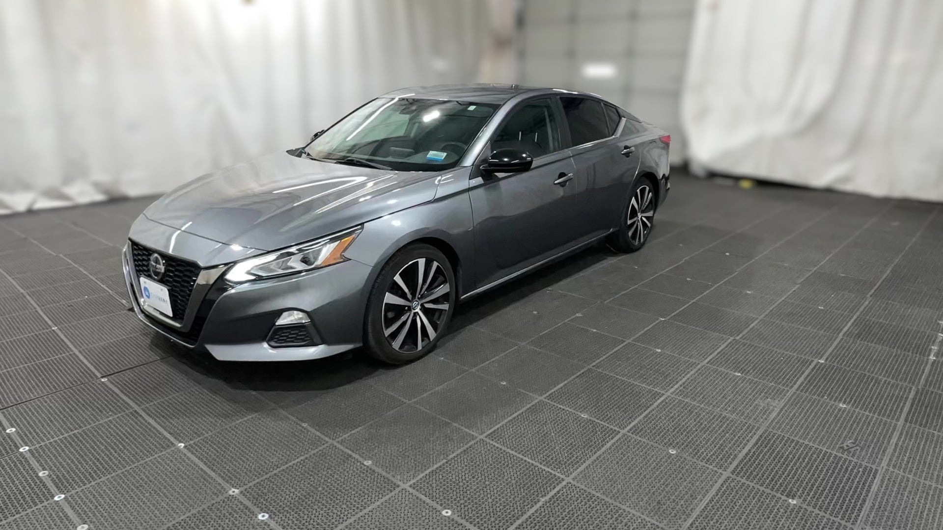 2020 Nissan Altima vehicle photo