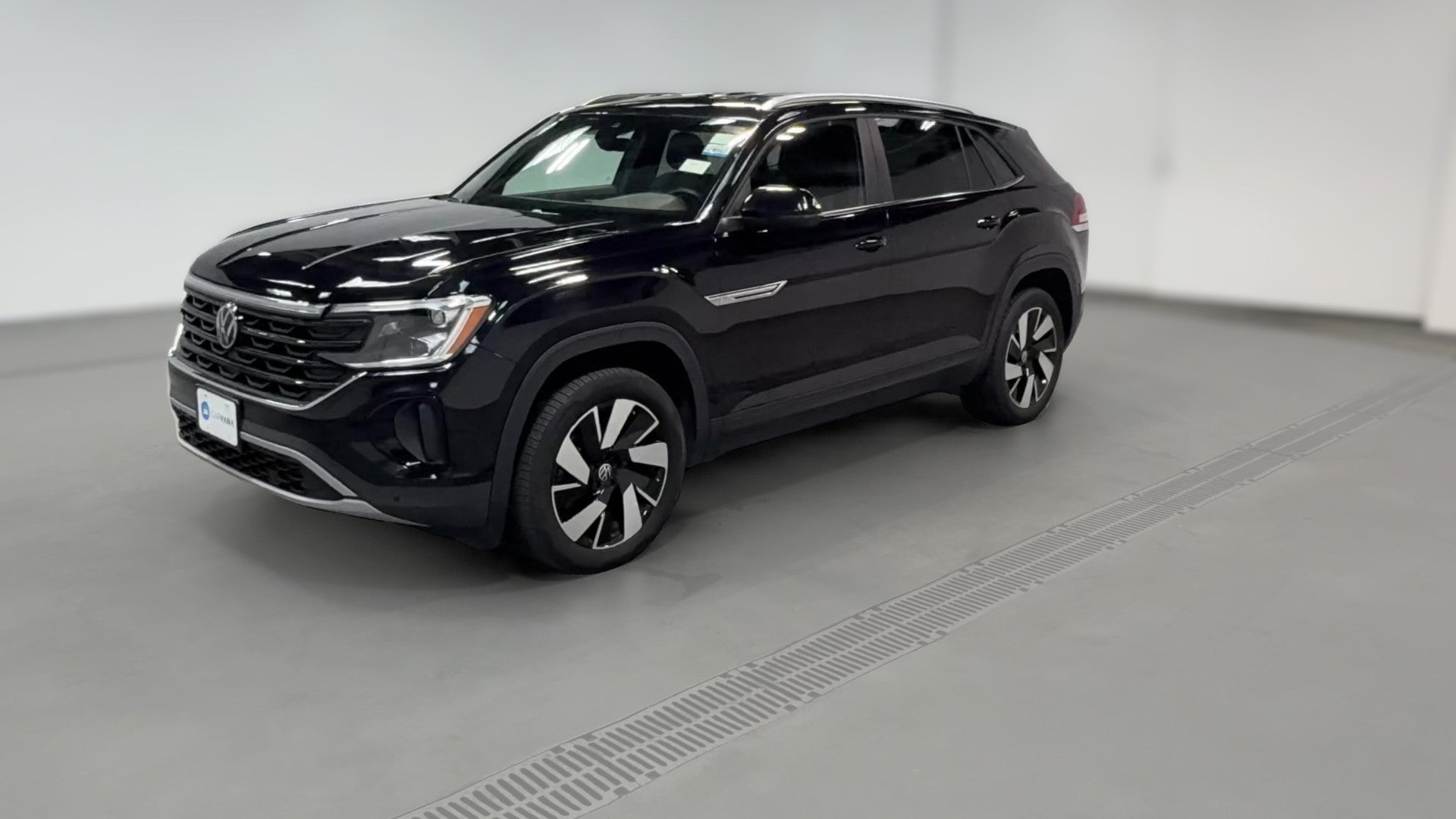 2025 Volkswagen Atlas Cross Sport vehicle photo