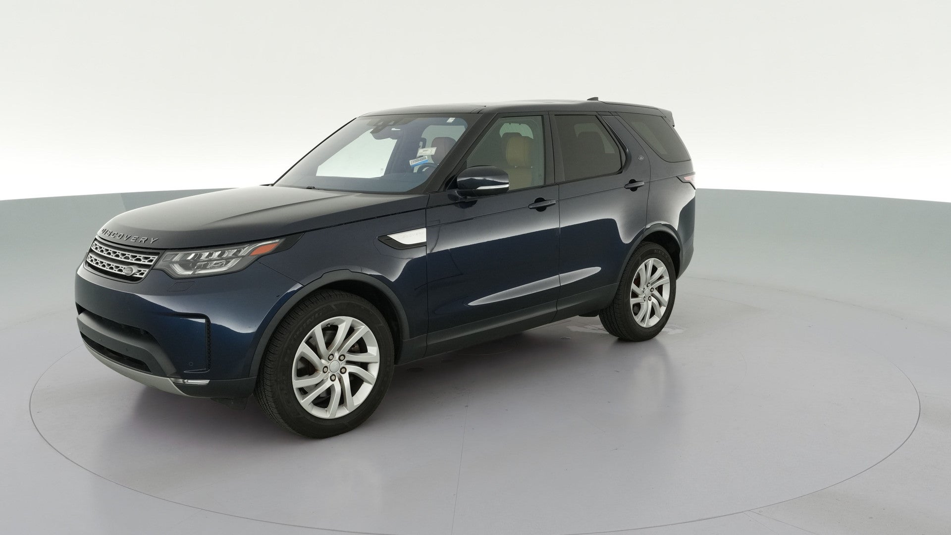 2017 Land Rover Discovery vehicle photo