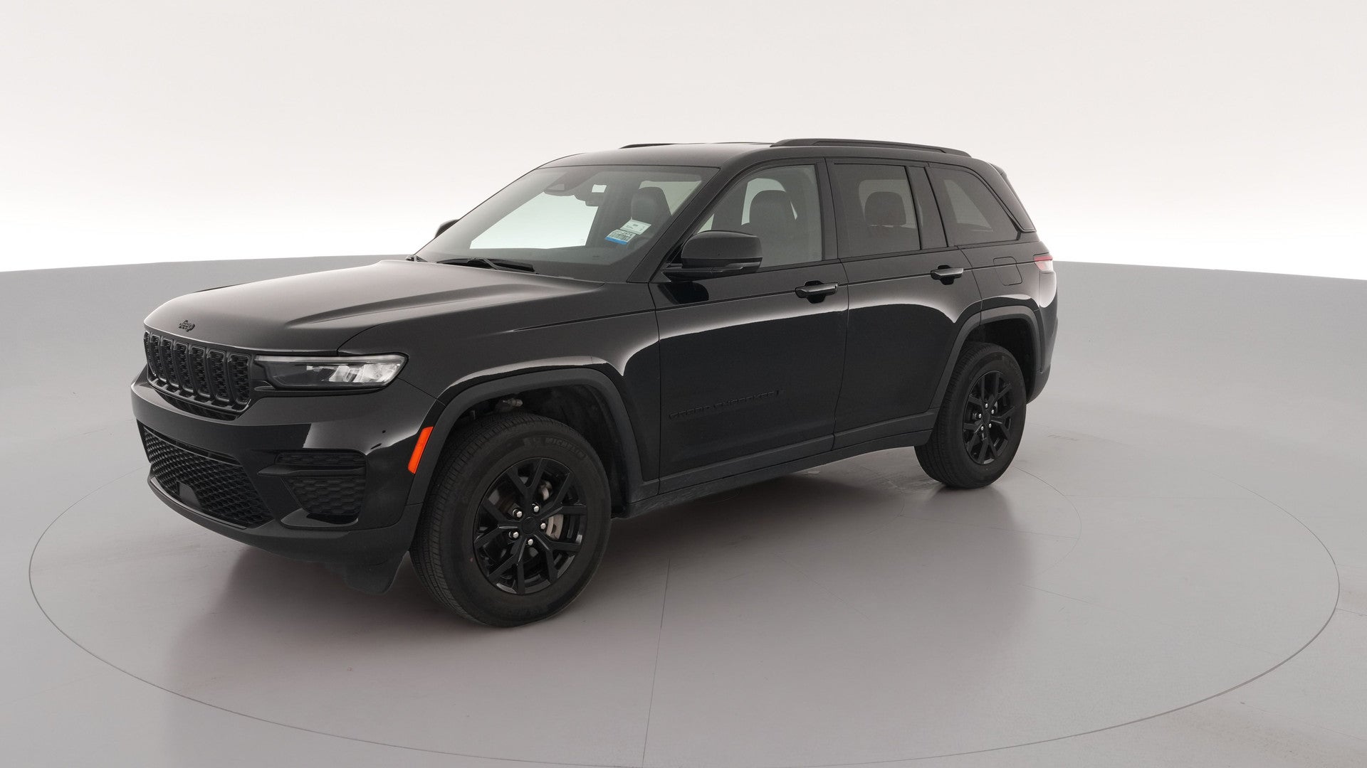 2025 Jeep Grand Cherokee vehicle photo