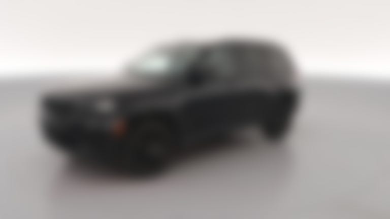 2025 Jeep Grand Cherokee vehicle photo