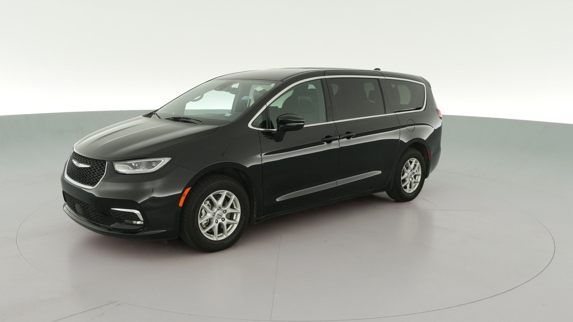 2025 Chrysler Pacifica vehicle photo