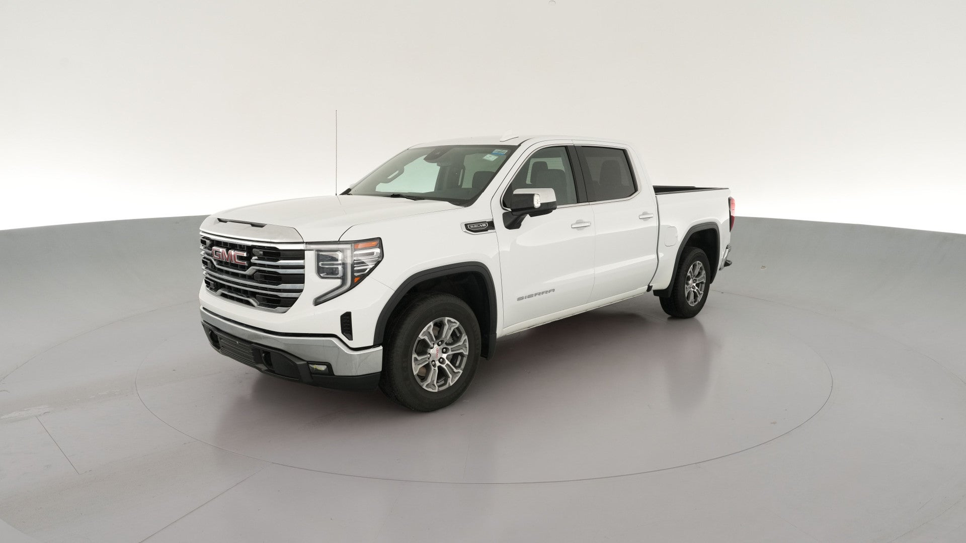 2024 GMC Sierra 1500 Crew Cab vehicle photo