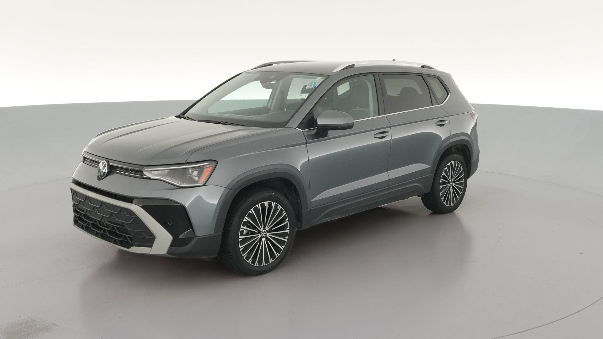 2025 Volkswagen Taos vehicle photo