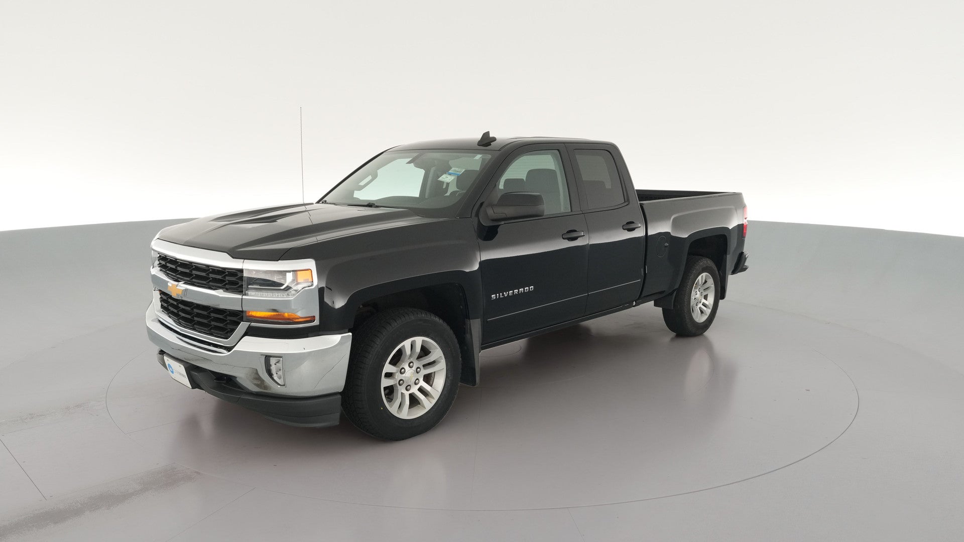 2019 Chevrolet Silverado 1500 LD Double Cab vehicle photo