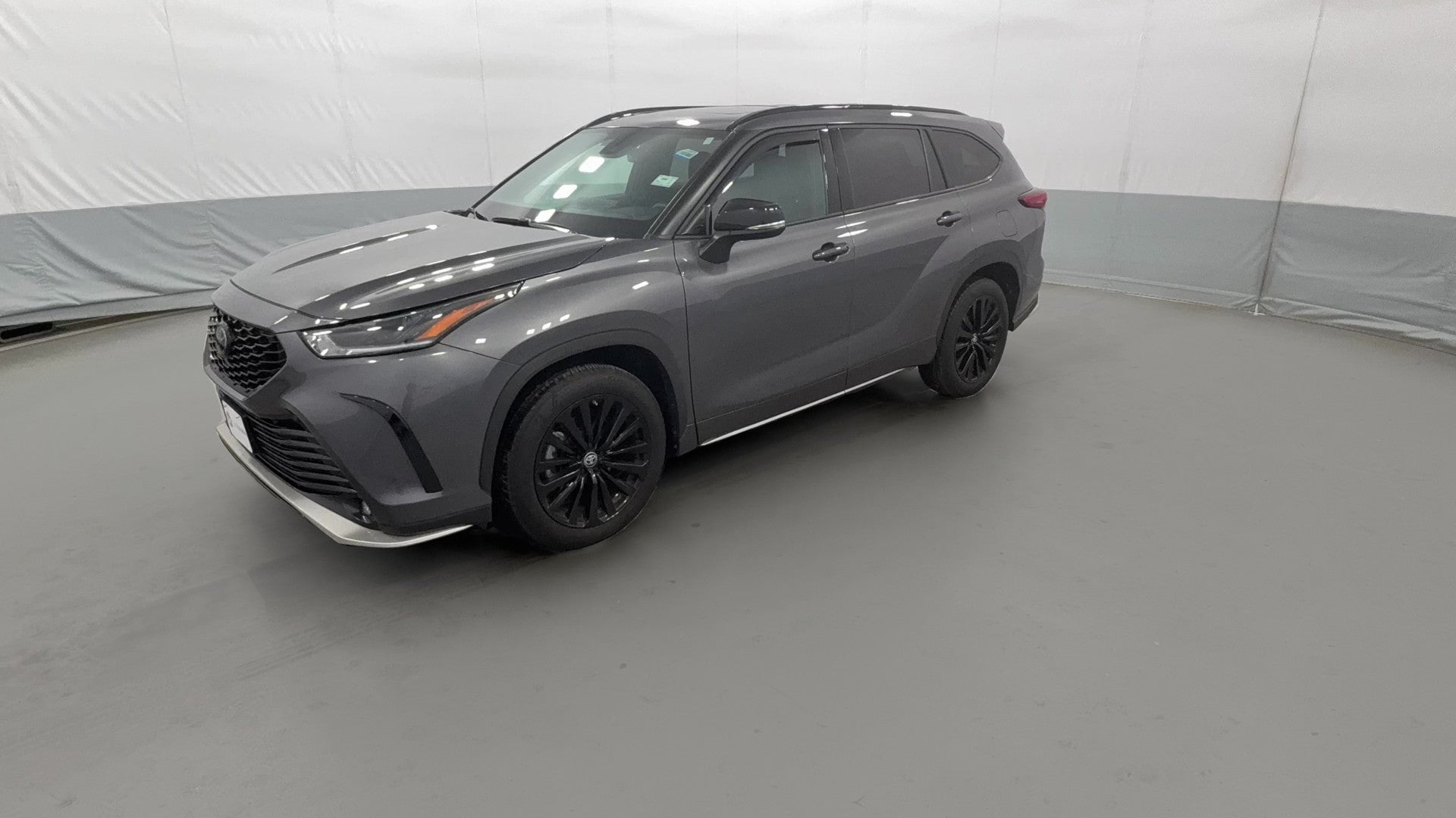 2023 Toyota Highlander vehicle photo