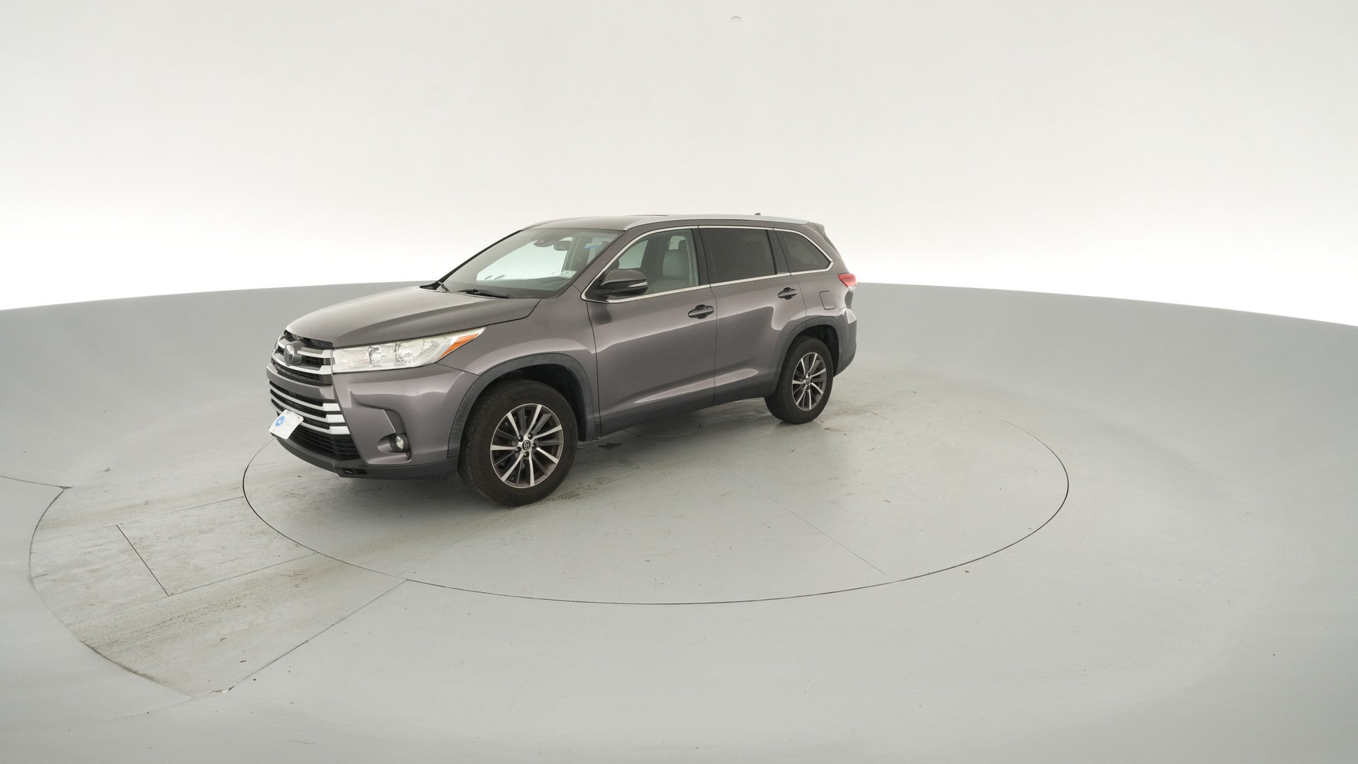 2019 Toyota Highlander vehicle photo