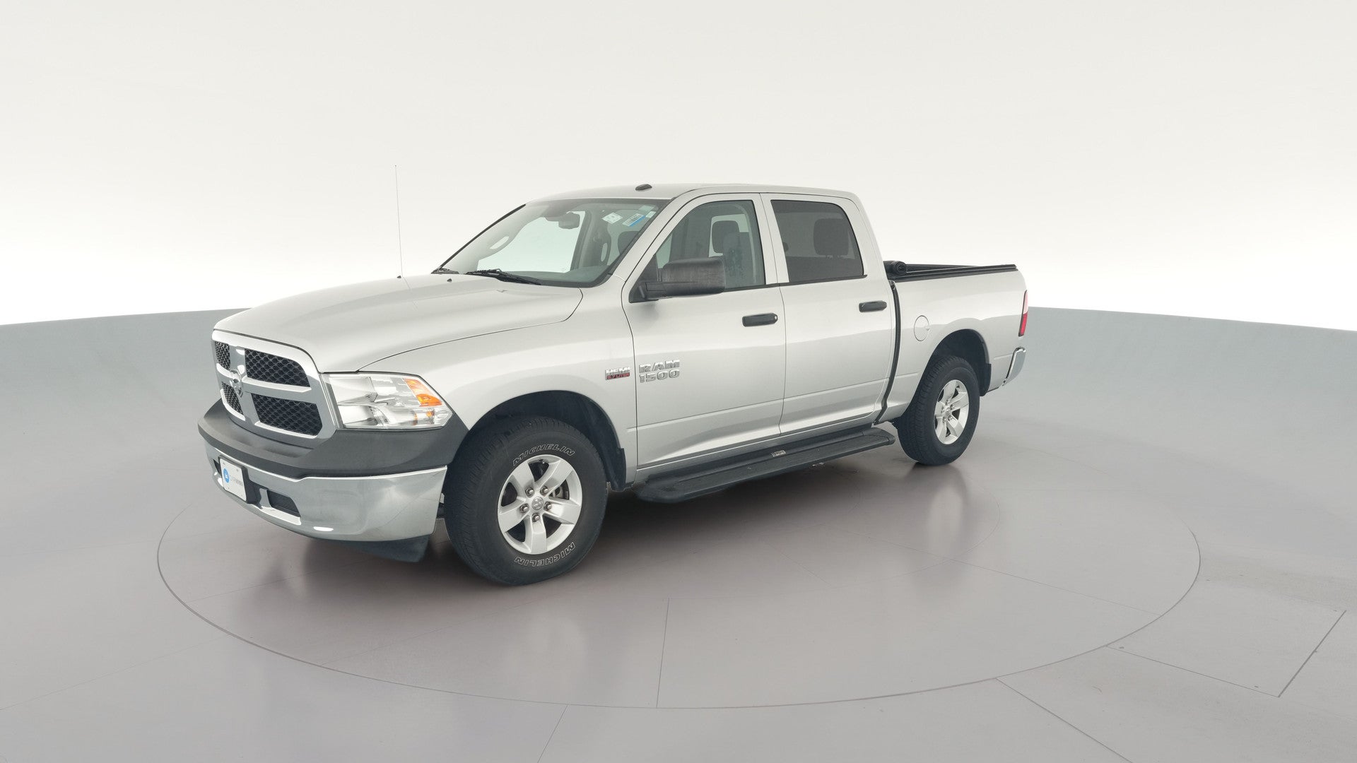 2014 Ram 1500 Crew Cab vehicle photo
