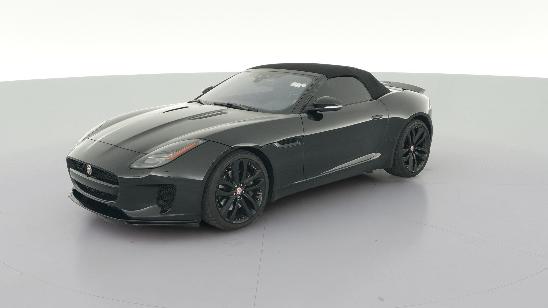 2020 Jaguar F-TYPE vehicle photo