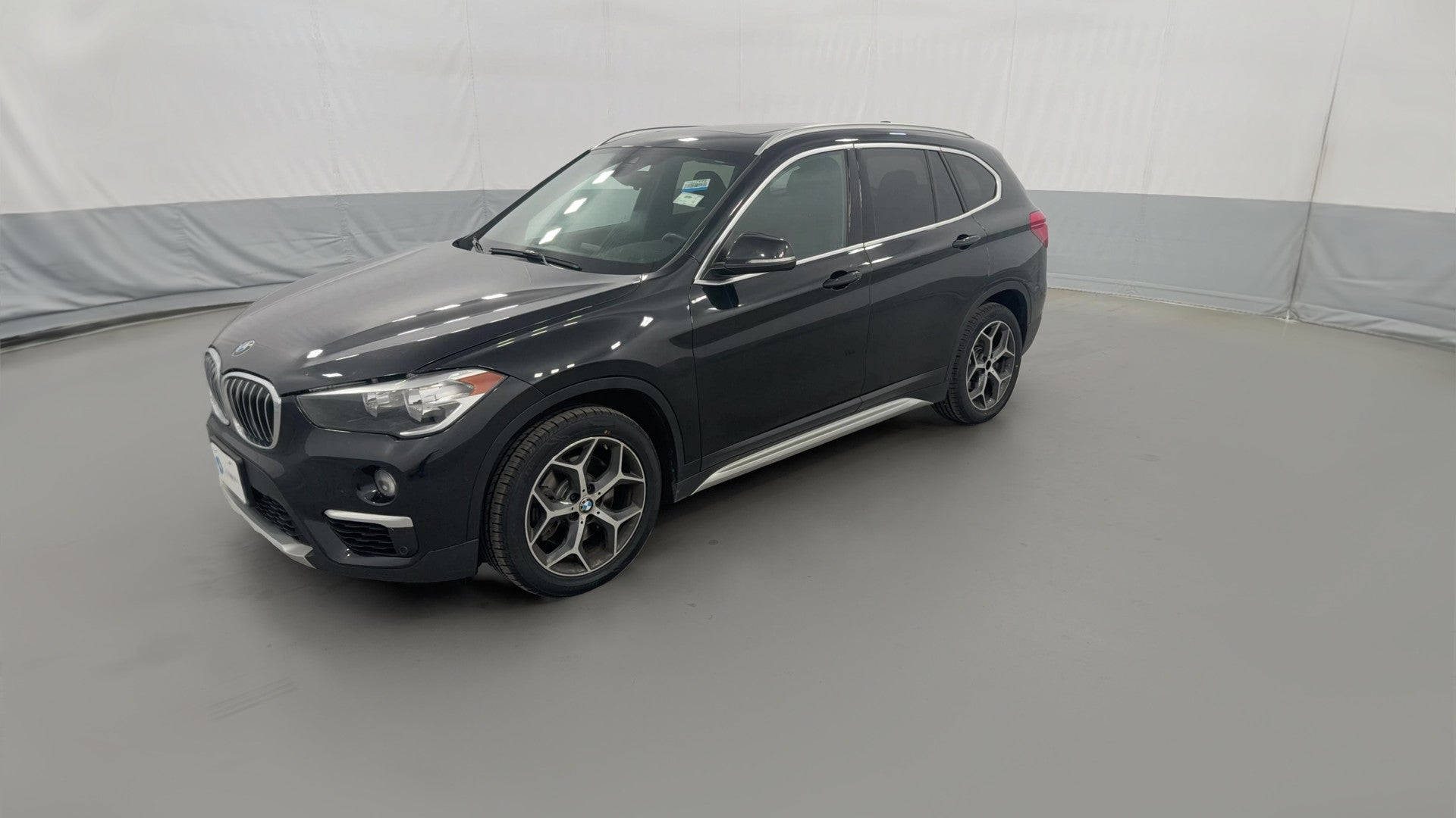 2019 BMW X1 vehicle photo