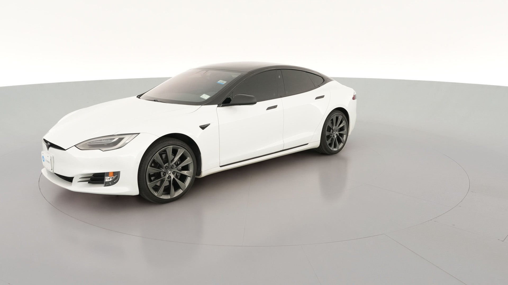 2021 Tesla Model S vehicle photo