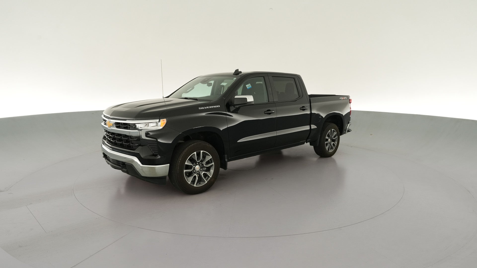 2024 Chevrolet Silverado 1500 Crew Cab vehicle photo