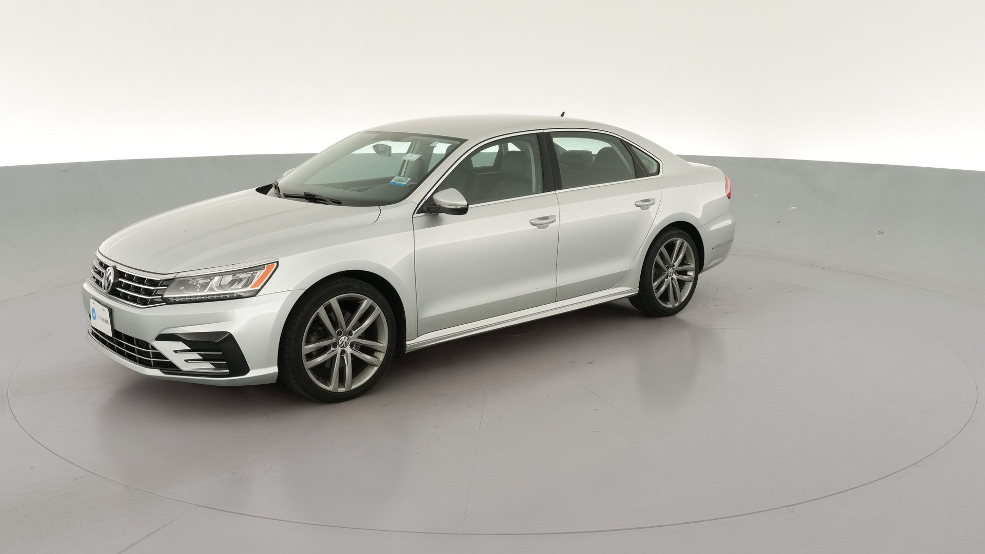 2016 Volkswagen Passat vehicle photo