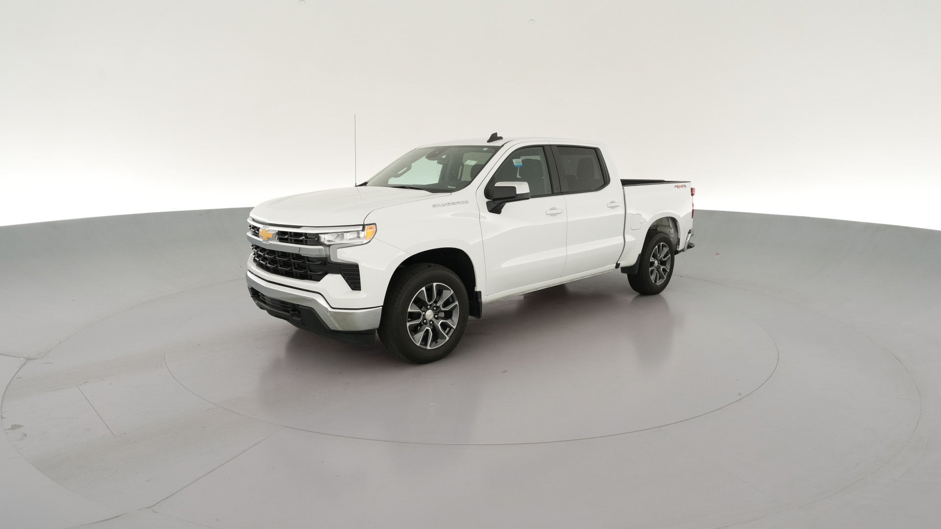 2023 Chevrolet Silverado 1500 Crew Cab vehicle photo