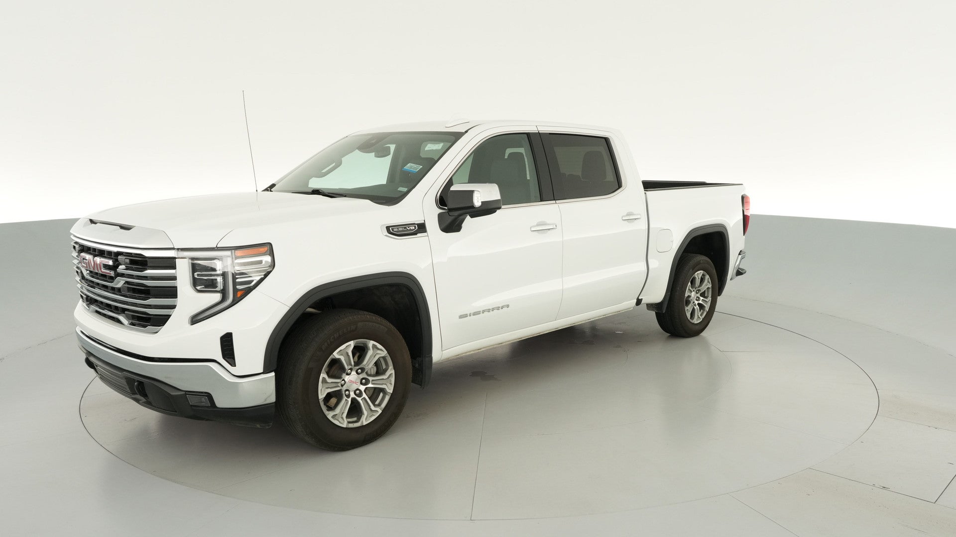 2025 GMC Sierra 1500 Crew Cab vehicle photo