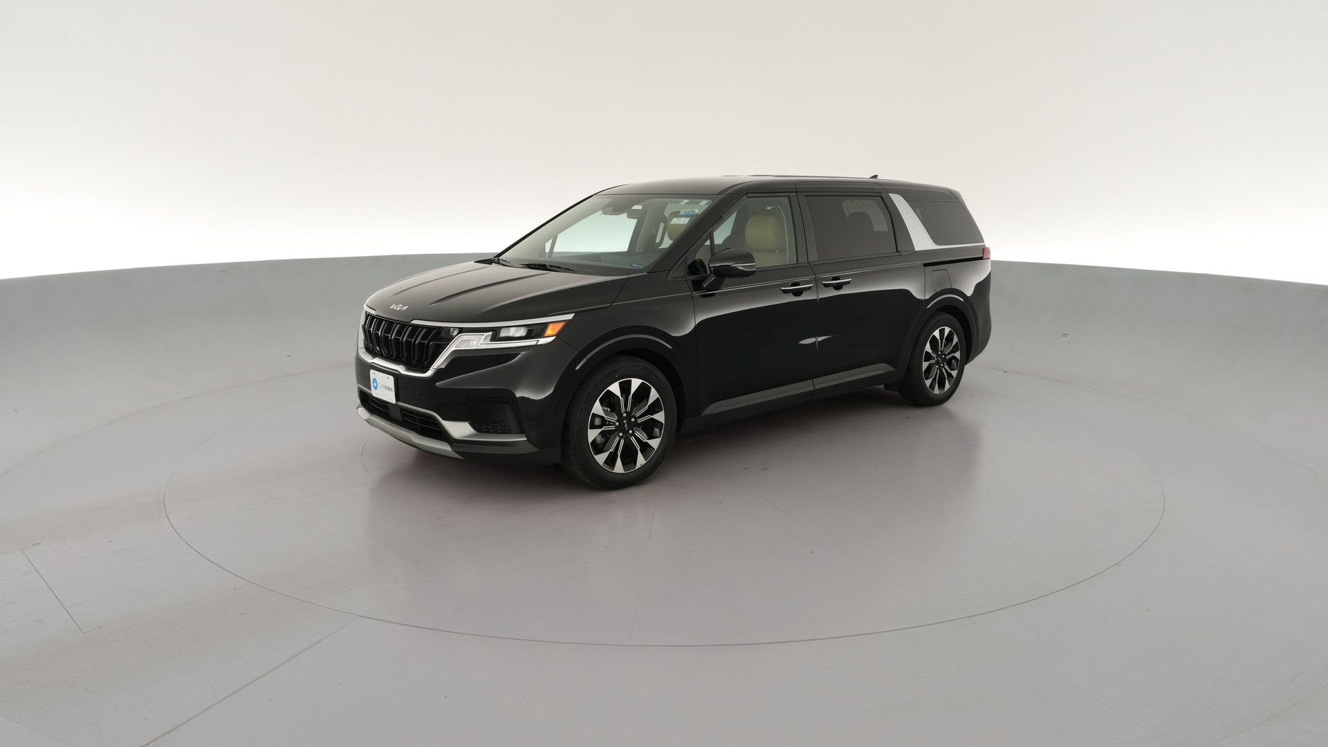 2022 Kia Carnival vehicle photo