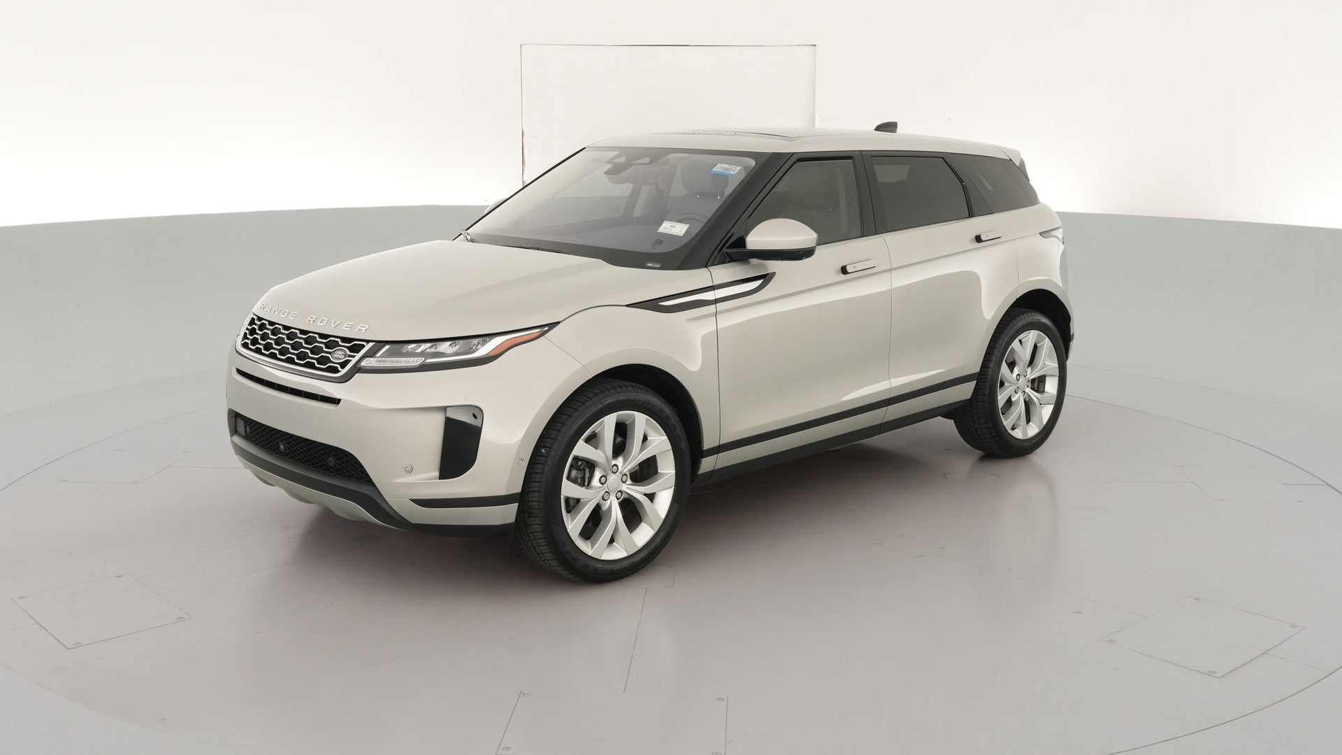 2021 Land Rover Range Rover Evoque vehicle photo