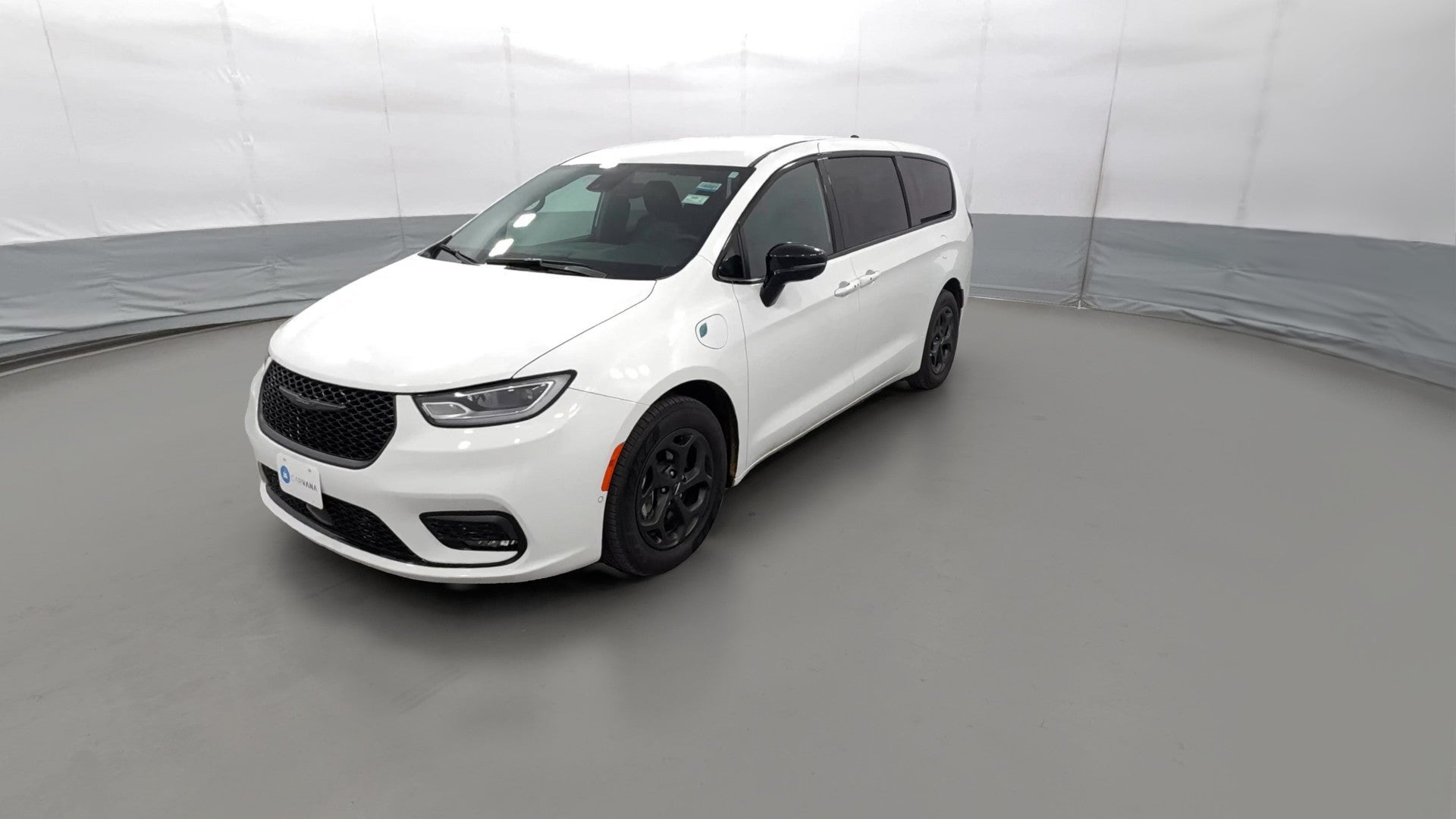2024 Chrysler Pacifica Hybrid vehicle photo