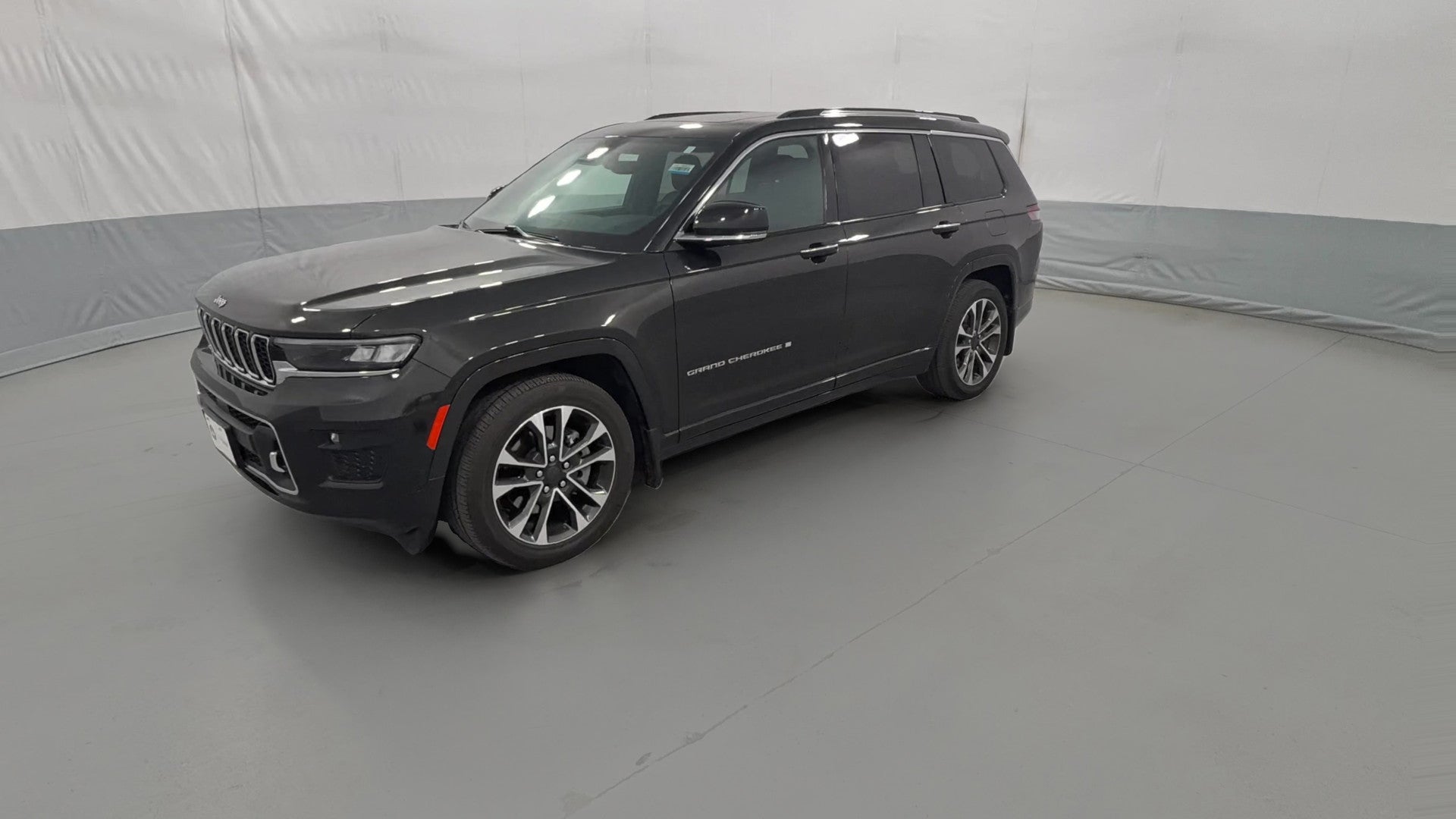 2023 Jeep Grand Cherokee L vehicle photo