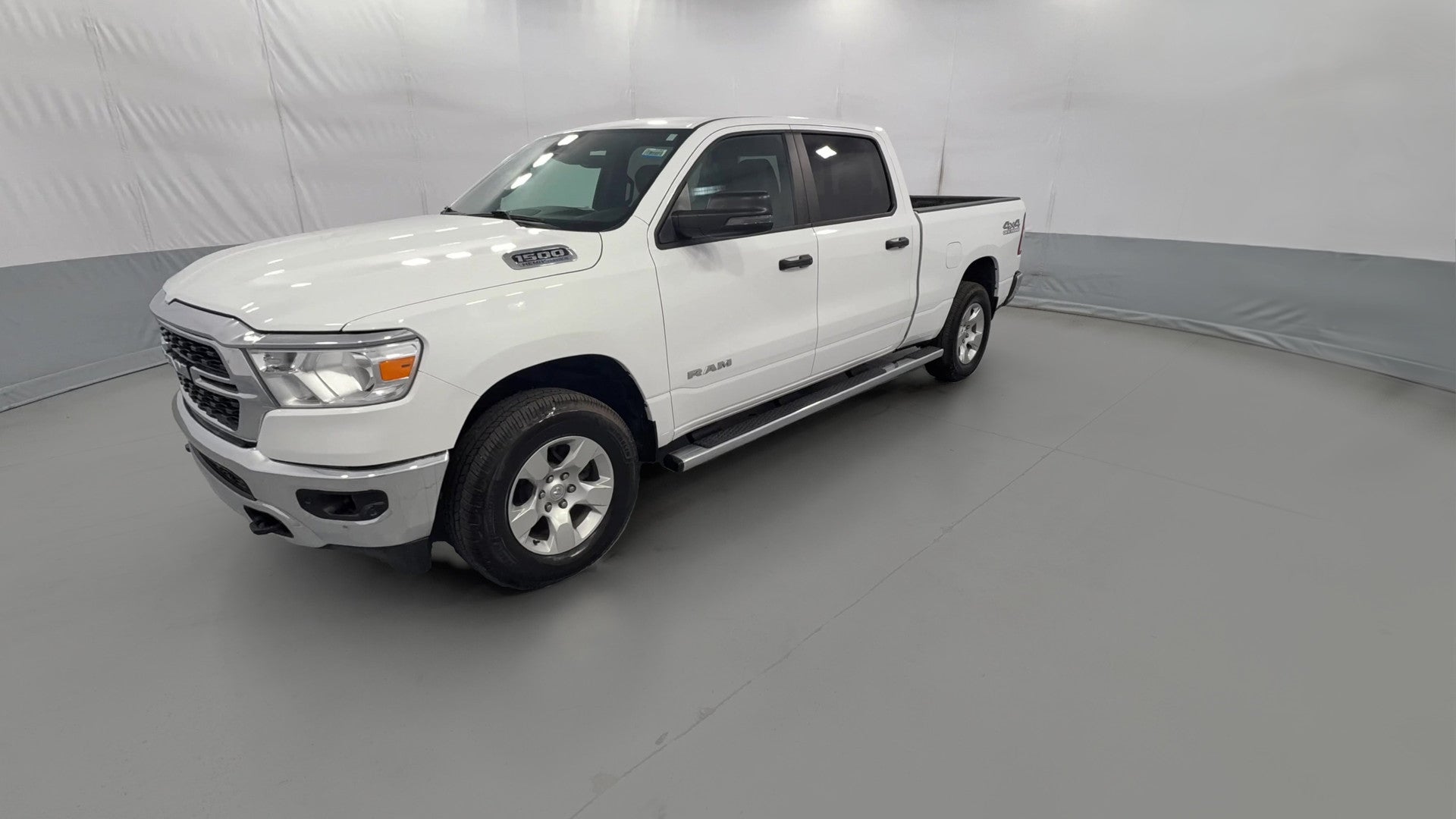 2023 Ram 1500 Crew Cab vehicle photo