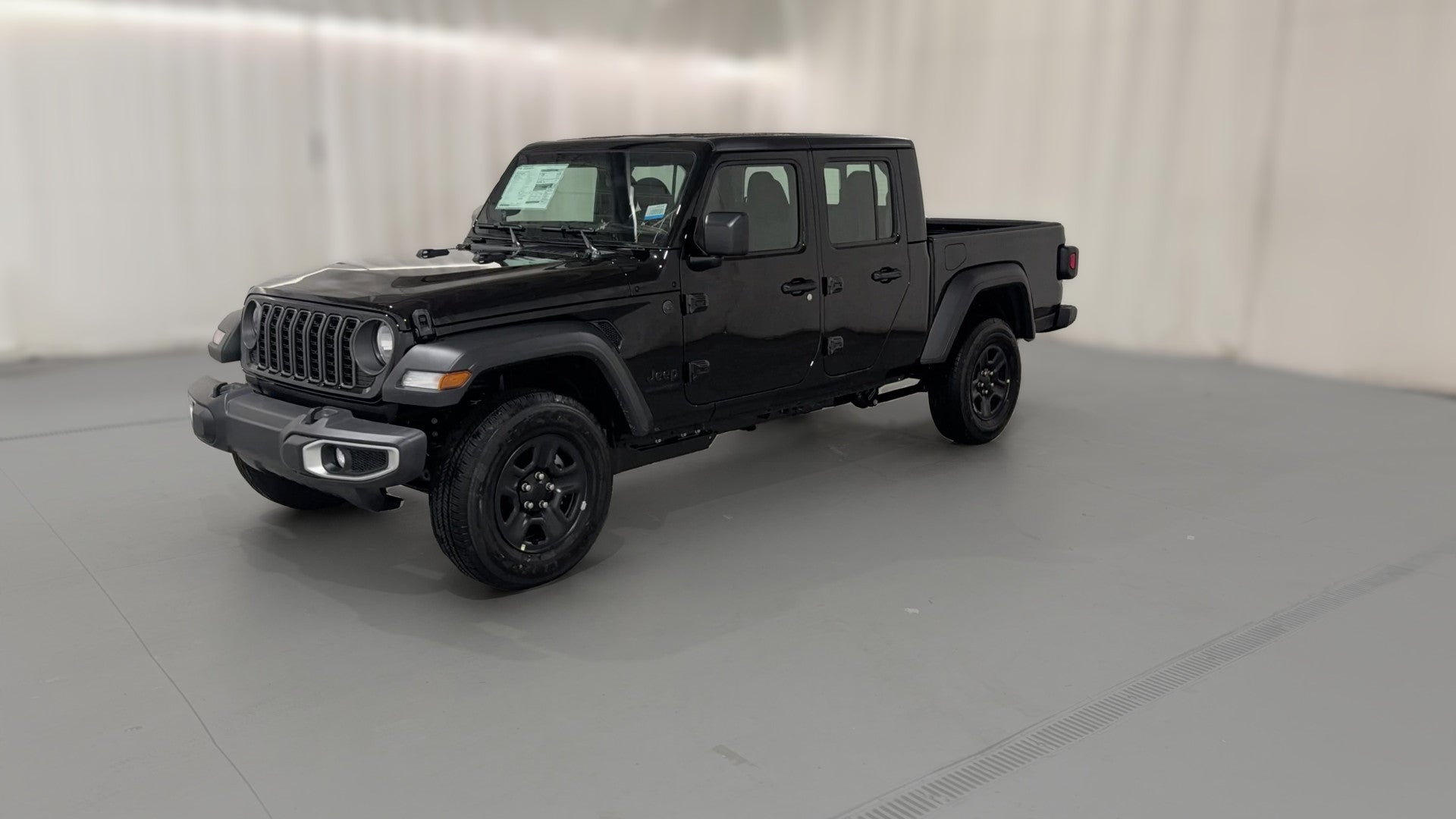 2026 Jeep Gladiator vehicle photo