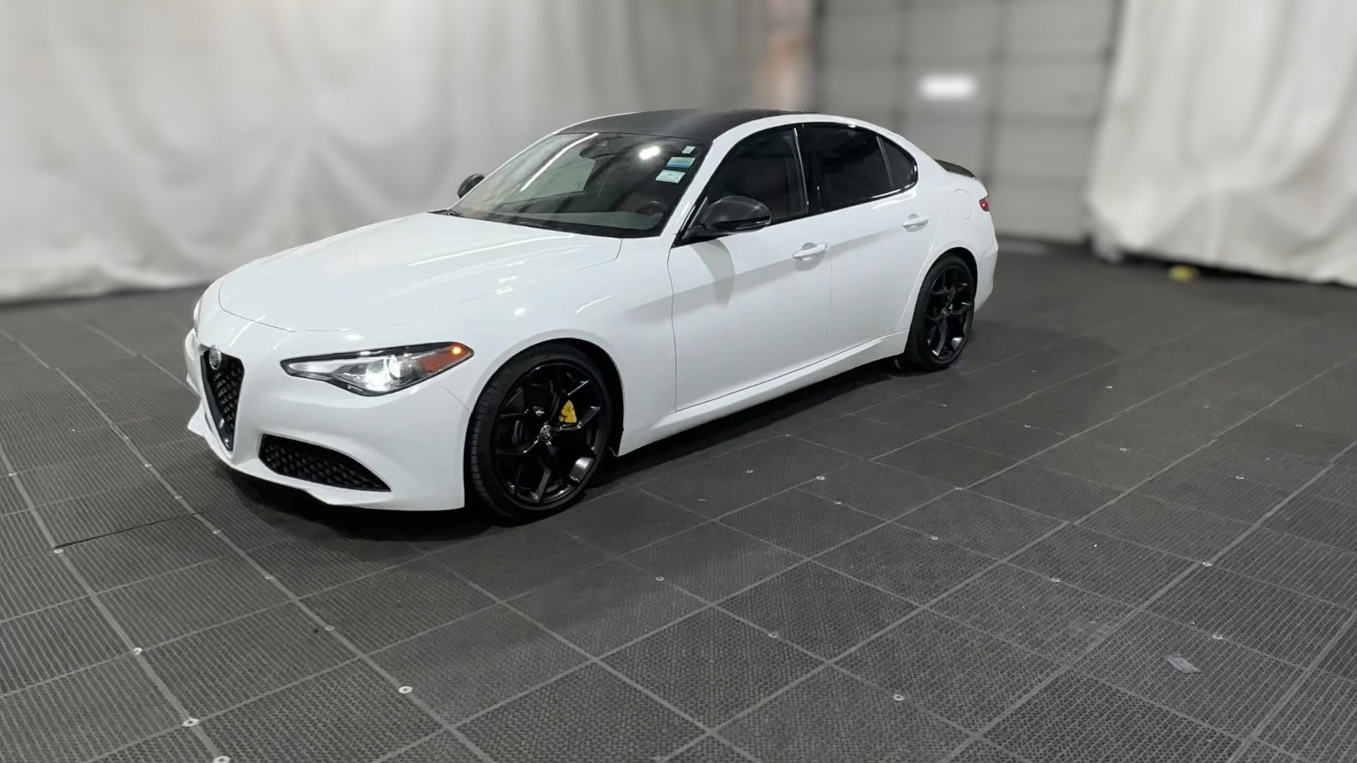 2020 Alfa Romeo Giulia vehicle photo