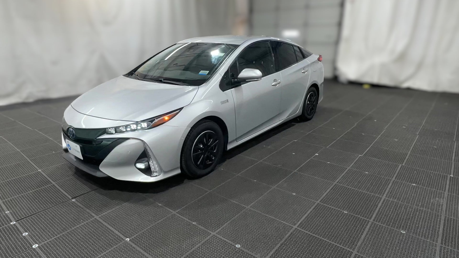 2019 Toyota Prius Prime vehicle photo