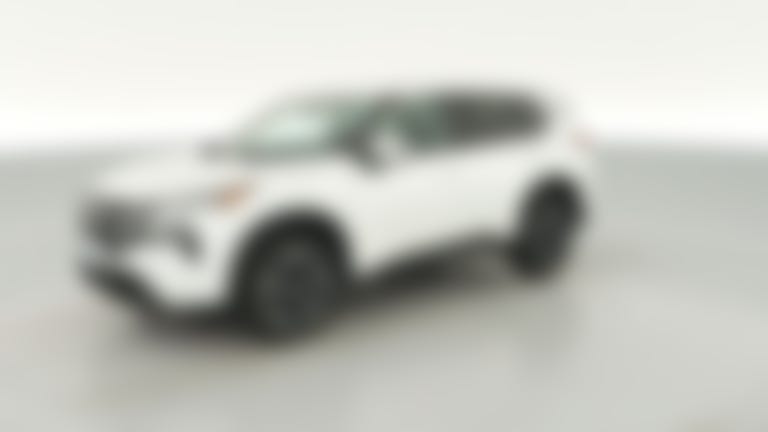 2024 Nissan Rogue vehicle photo