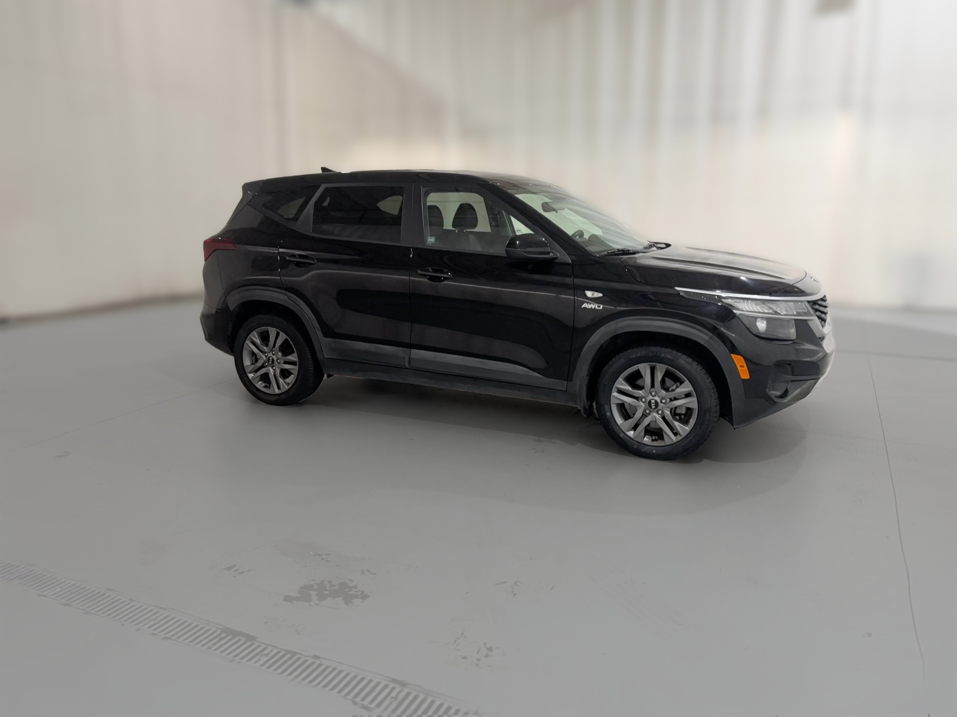 2021 Kia Seltos LX - Photo 32