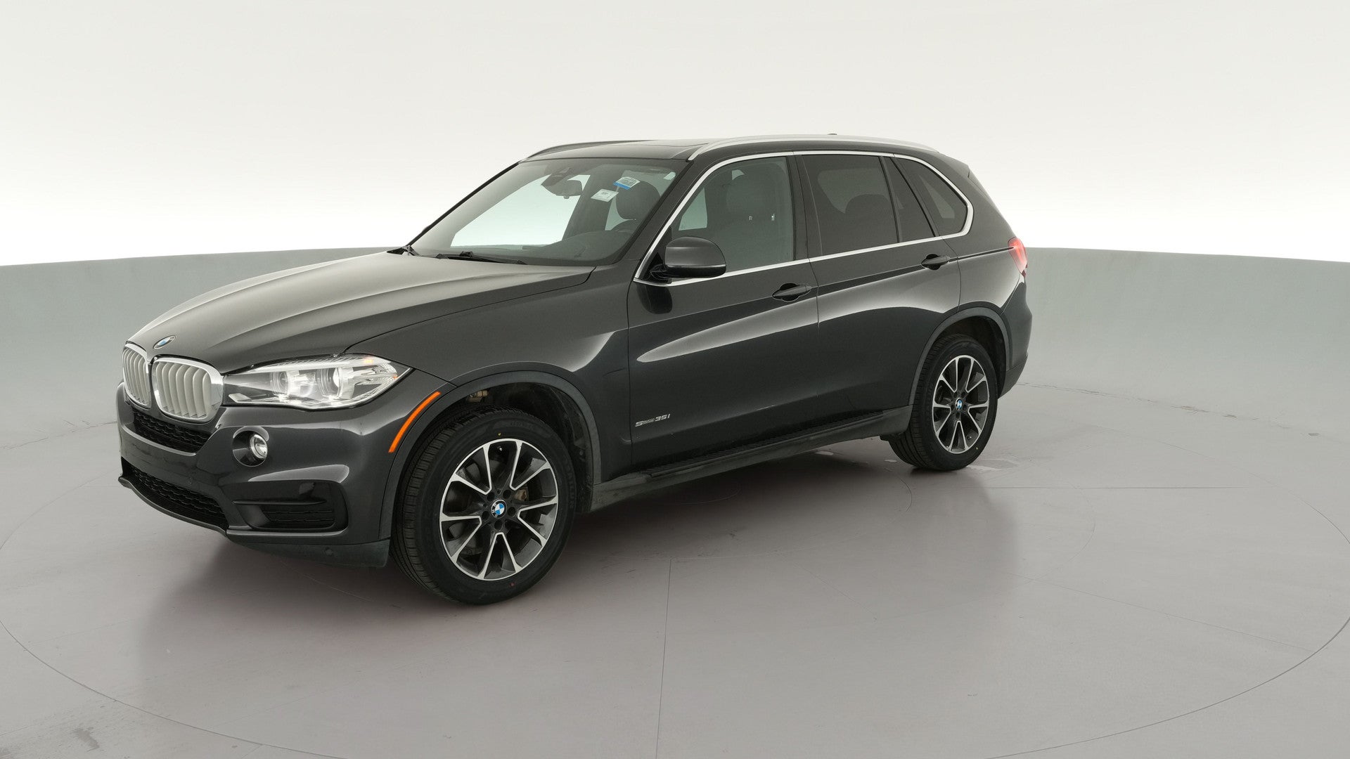 2018 BMW X5 vehicle photo