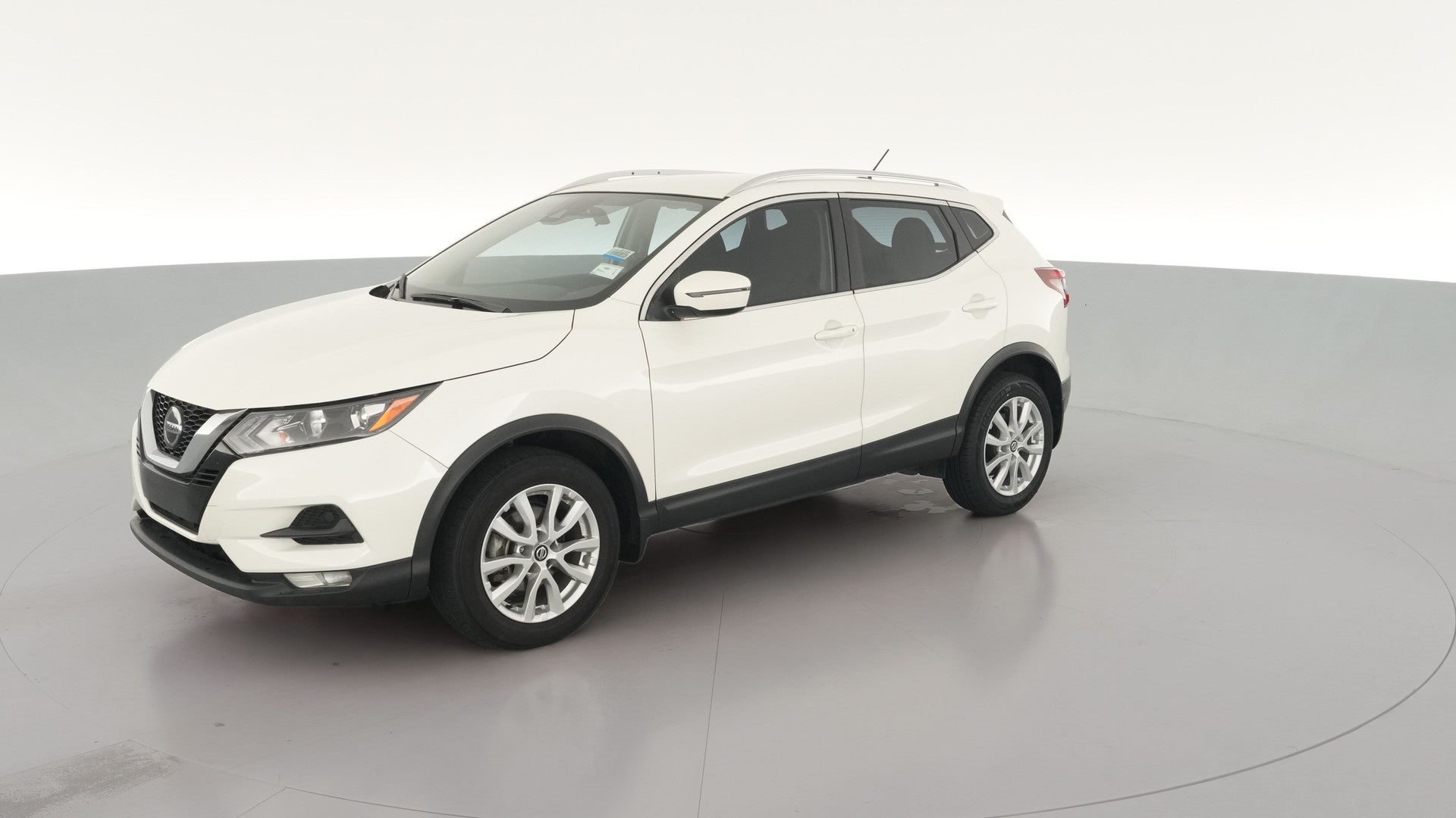 2022 Nissan Rogue Sport vehicle photo