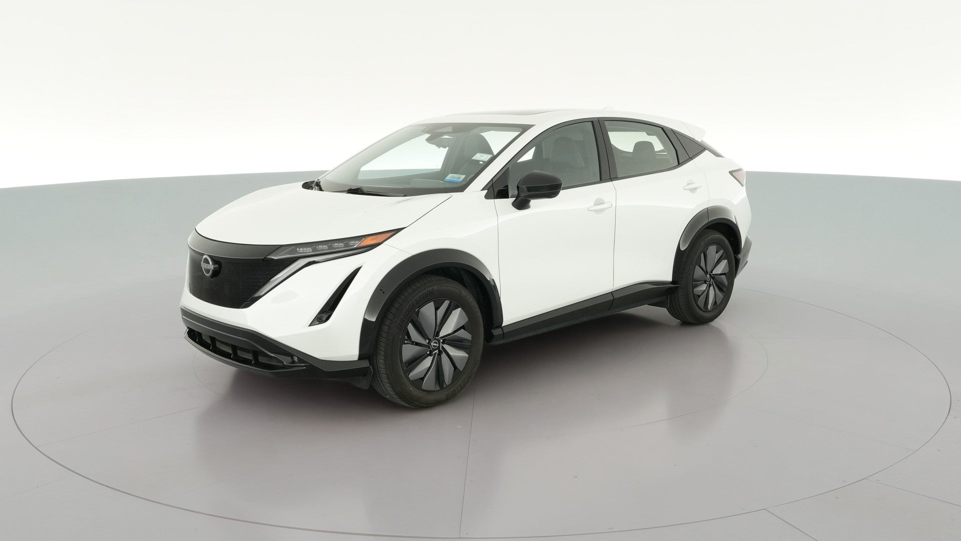 2024 Nissan ARIYA vehicle photo