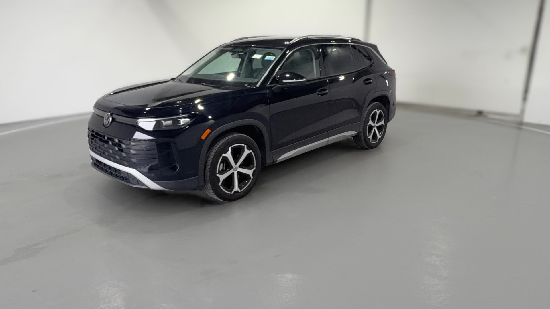 2026 Volkswagen Tiguan vehicle photo