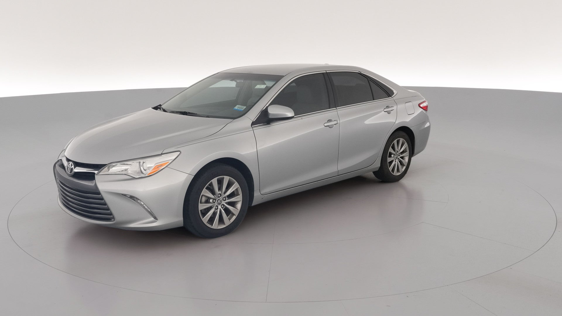 2015 Toyota Camry vehicle photo