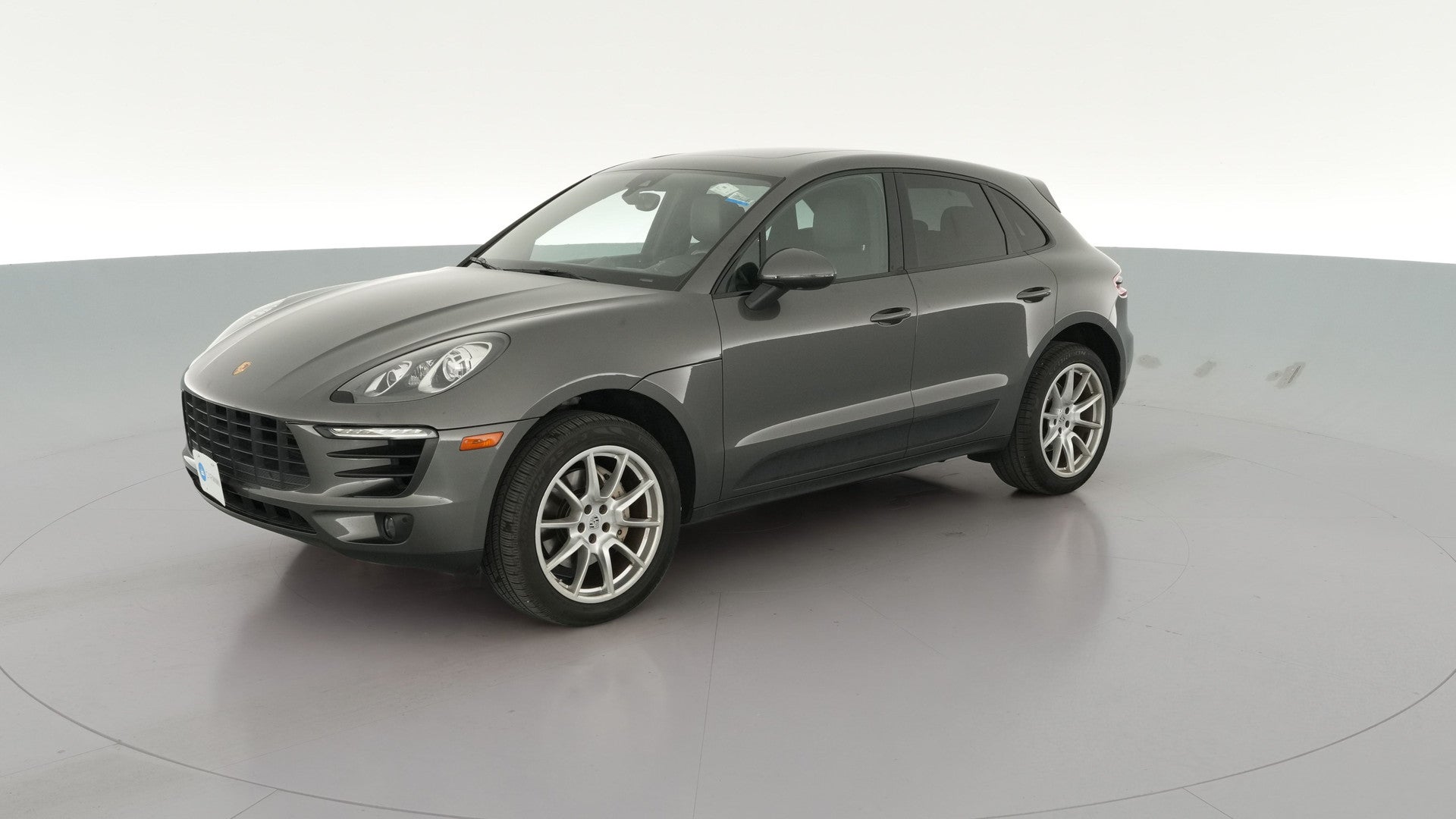 2018 Porsche Macan vehicle photo