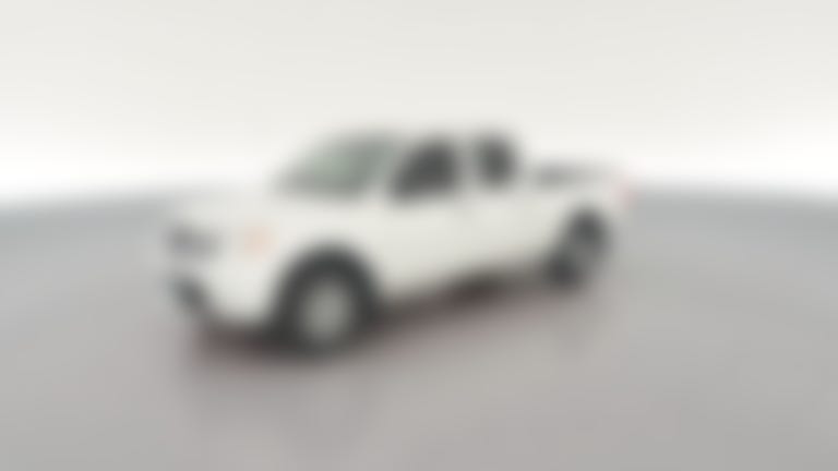 2017 Nissan Frontier Crew Cab vehicle photo