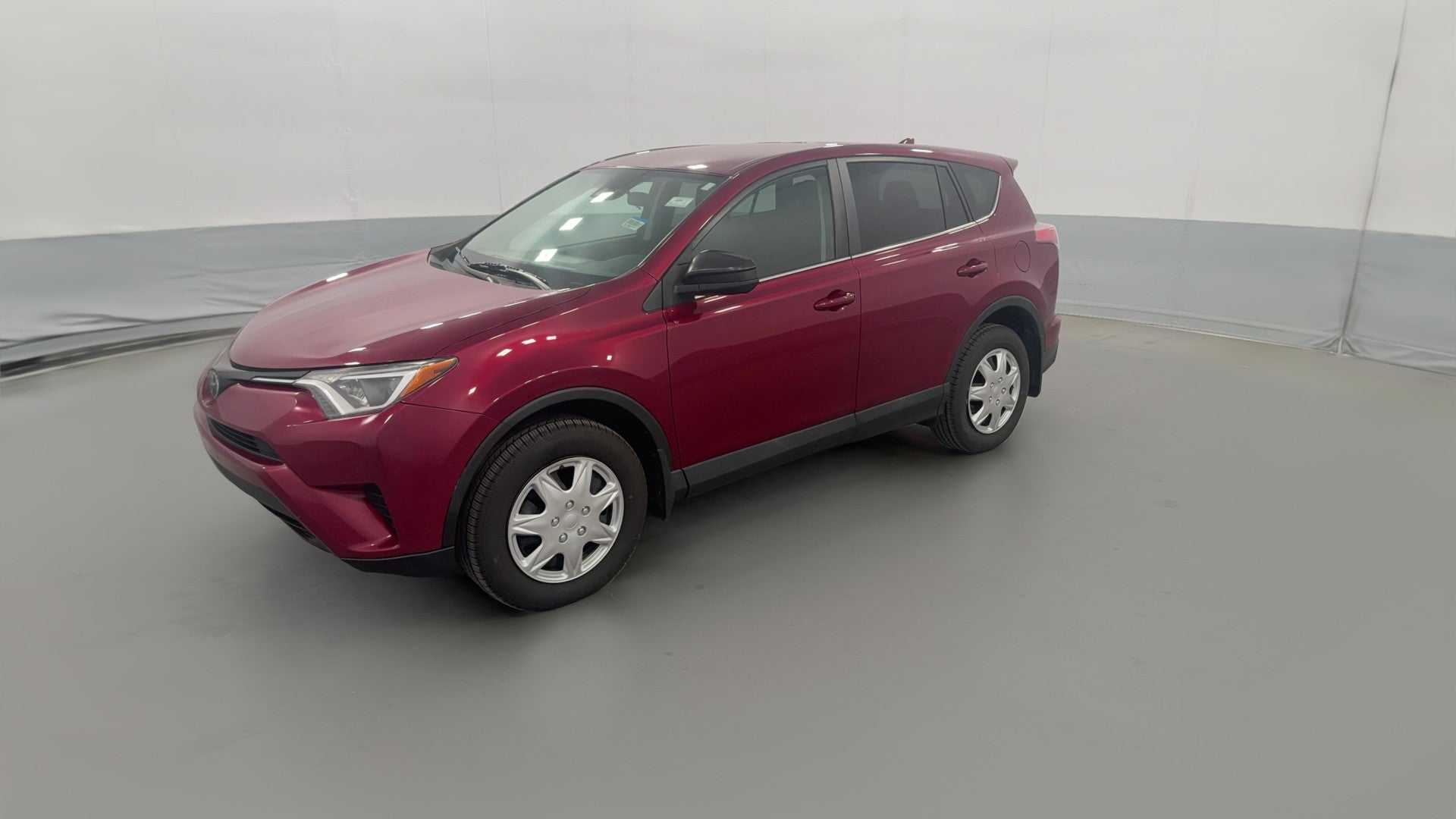 2018 Toyota RAV4 vehicle photo