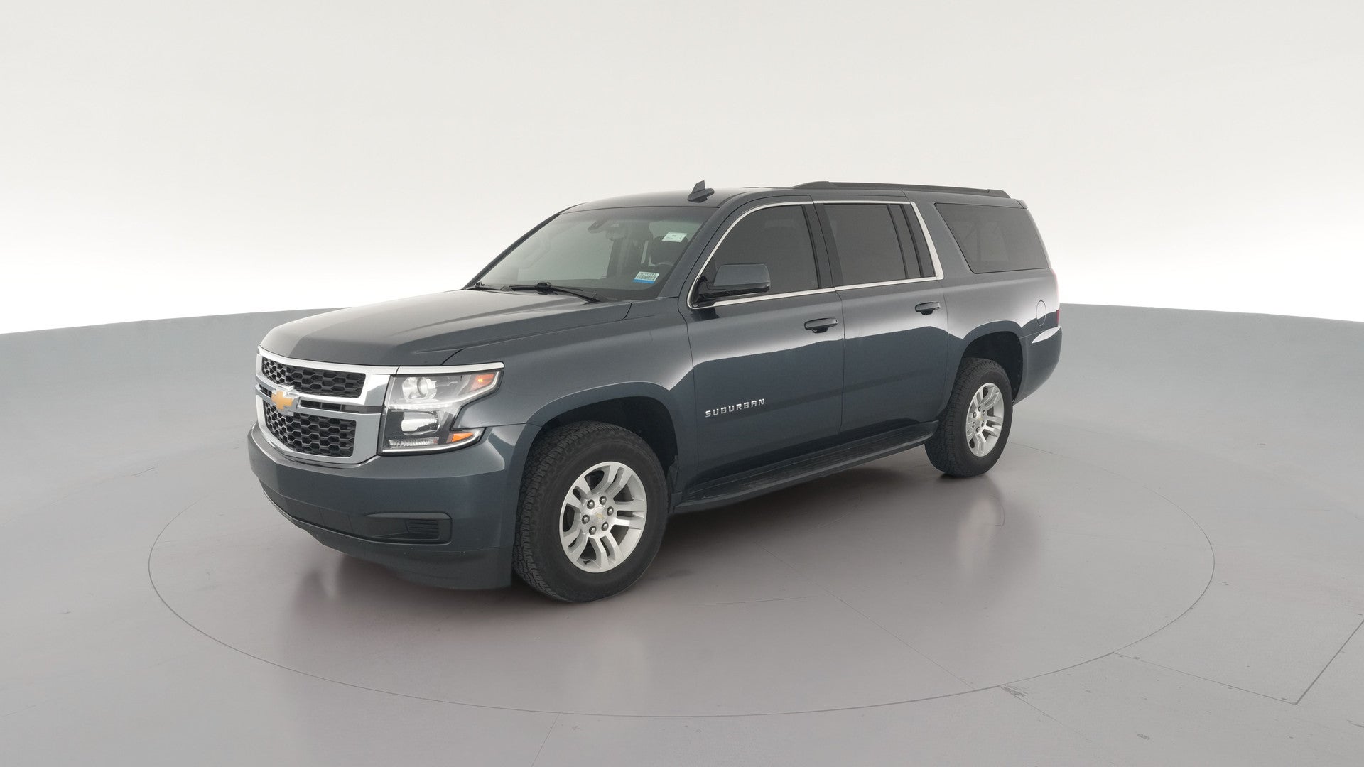 2020 Chevrolet Suburban vehicle photo