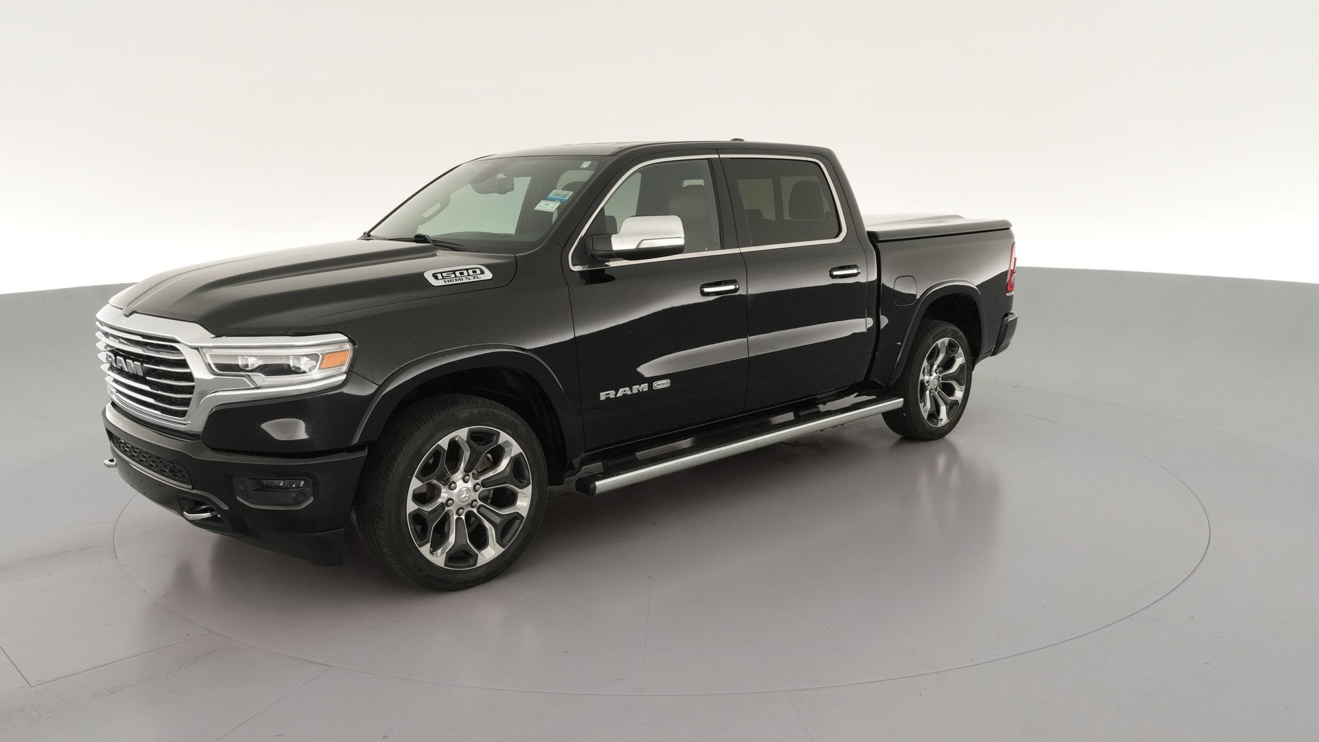 2019 Ram 1500 Crew Cab vehicle photo