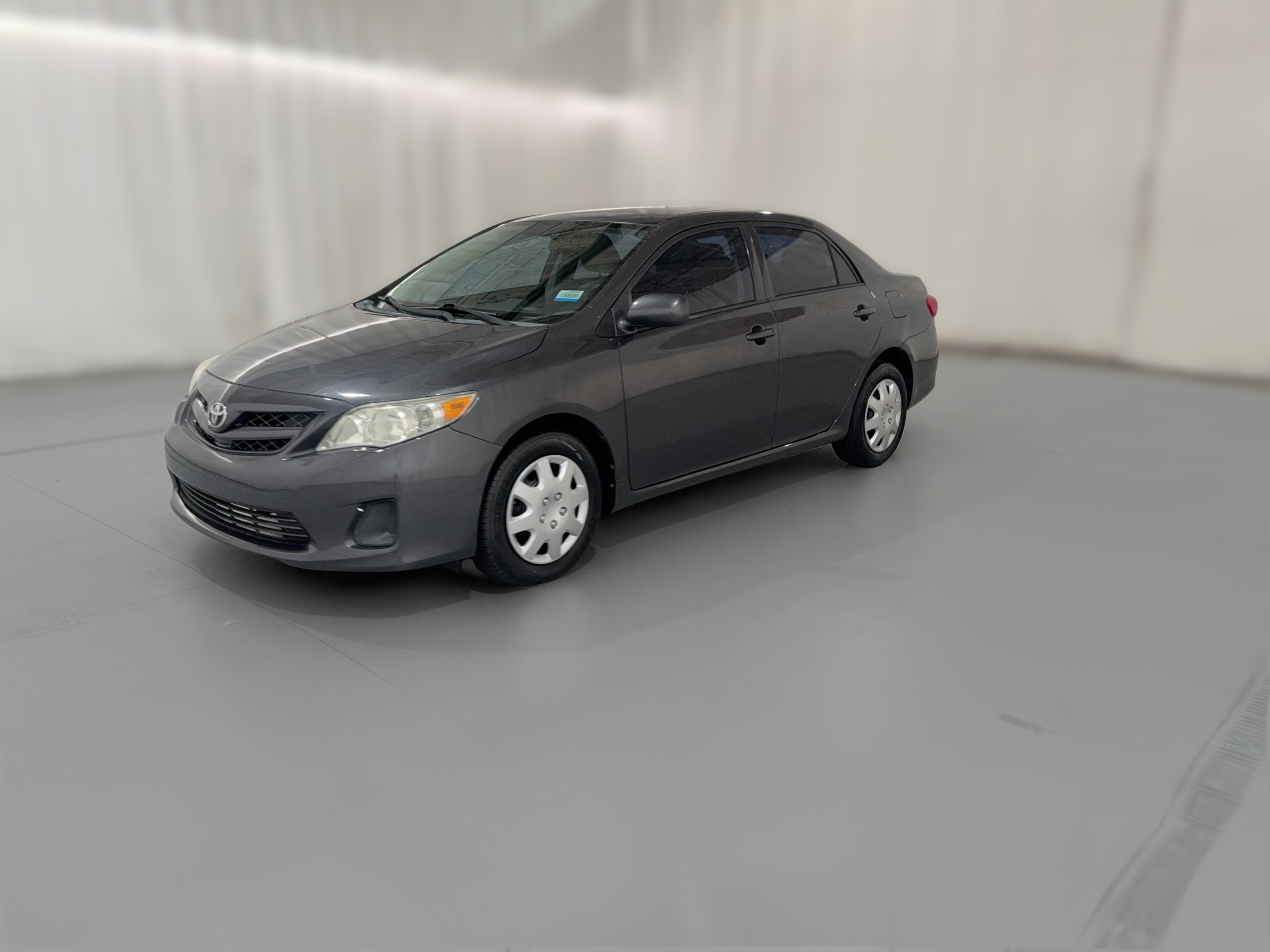 2013 Toyota Corolla L - Photo 17