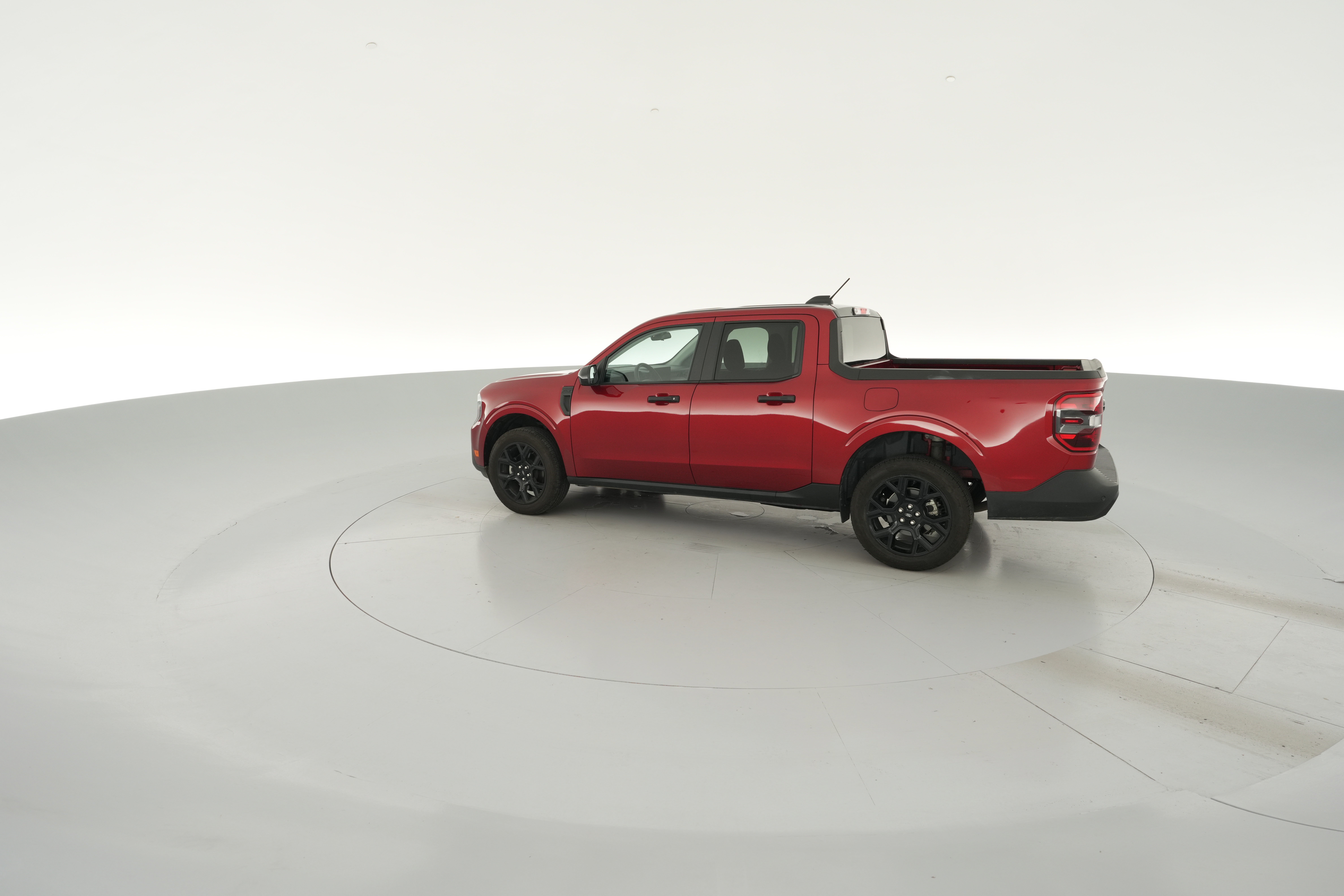 2025 Ford Maverick XLT - Photo 25