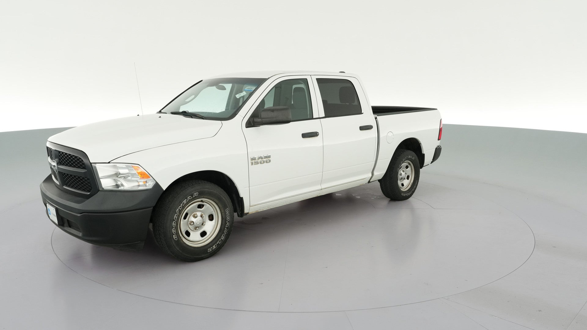 2017 Ram 1500 Crew Cab vehicle photo