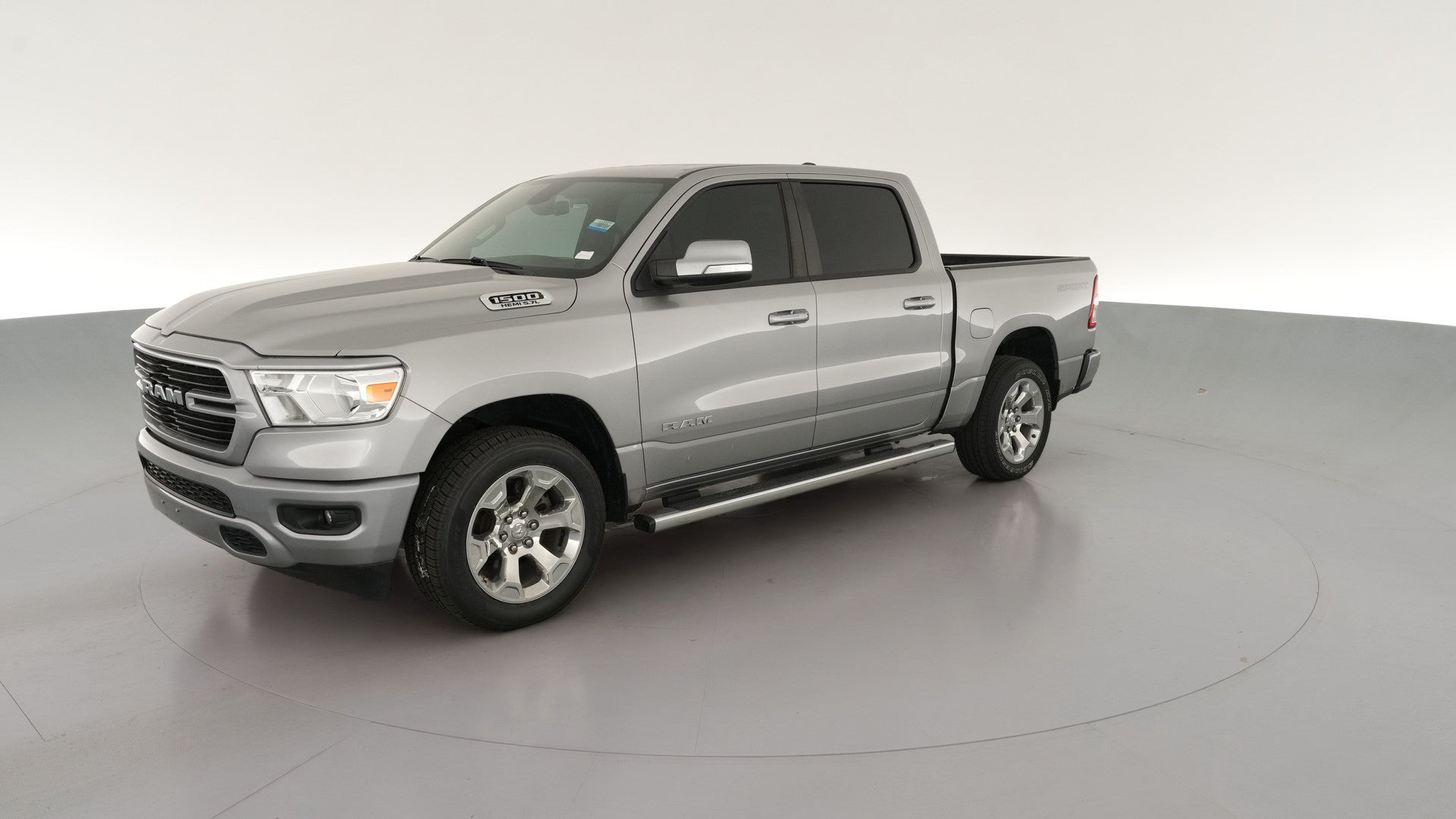 2020 Ram 1500 Crew Cab vehicle photo