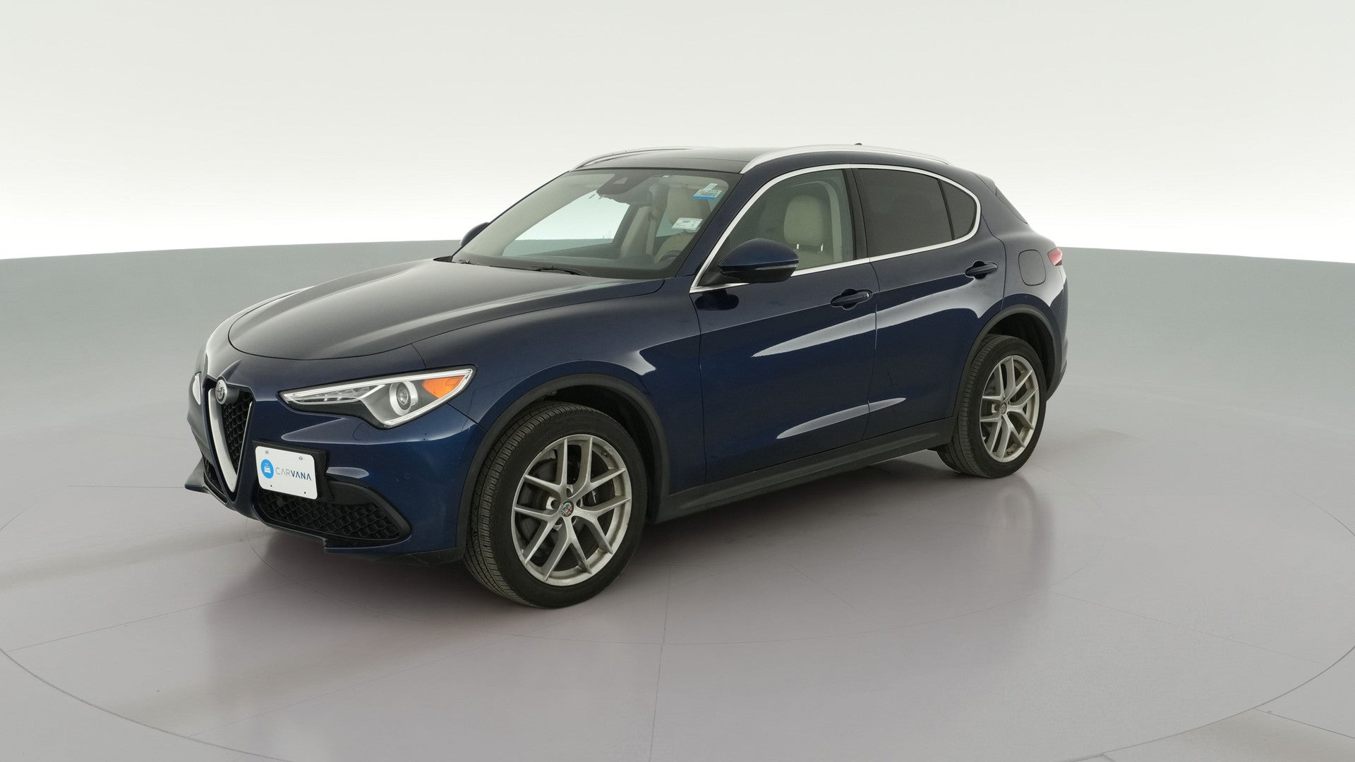 2019 Alfa Romeo Stelvio vehicle photo