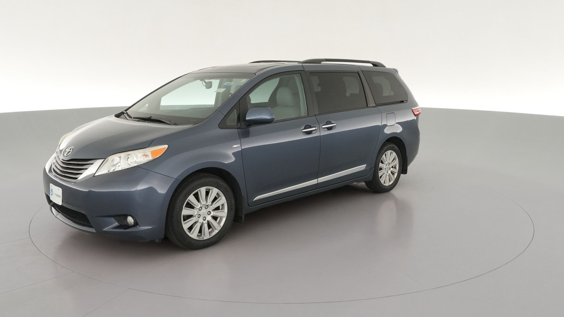 2017 Toyota Sienna vehicle photo