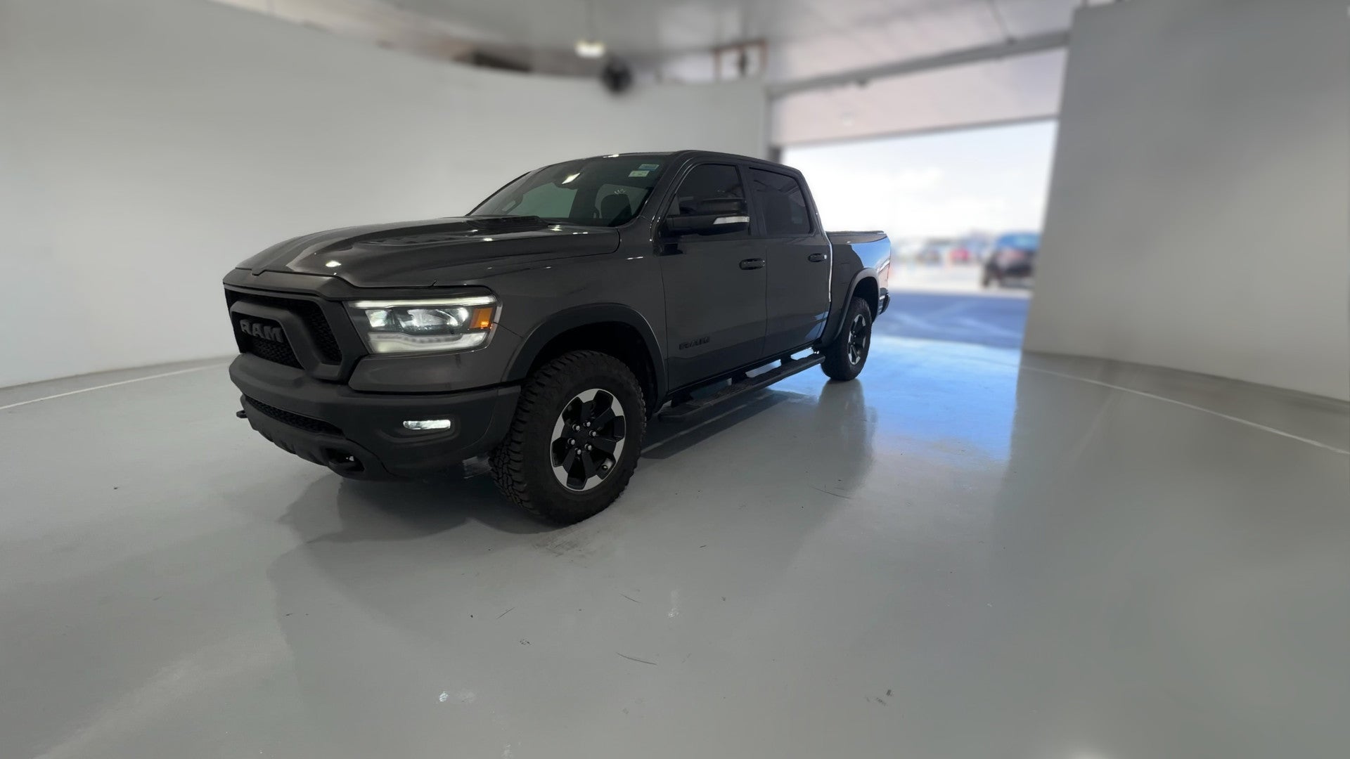 2020 Ram 1500 Crew Cab vehicle photo